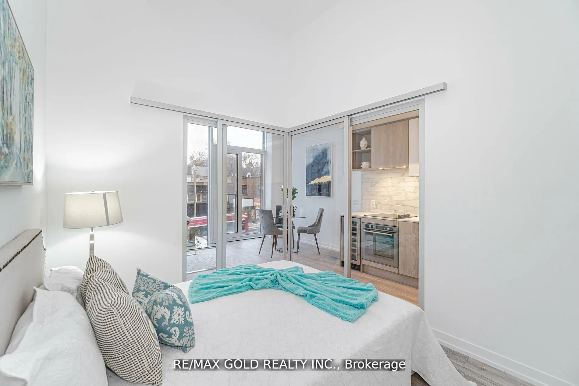 2020 Bathurst Street #216