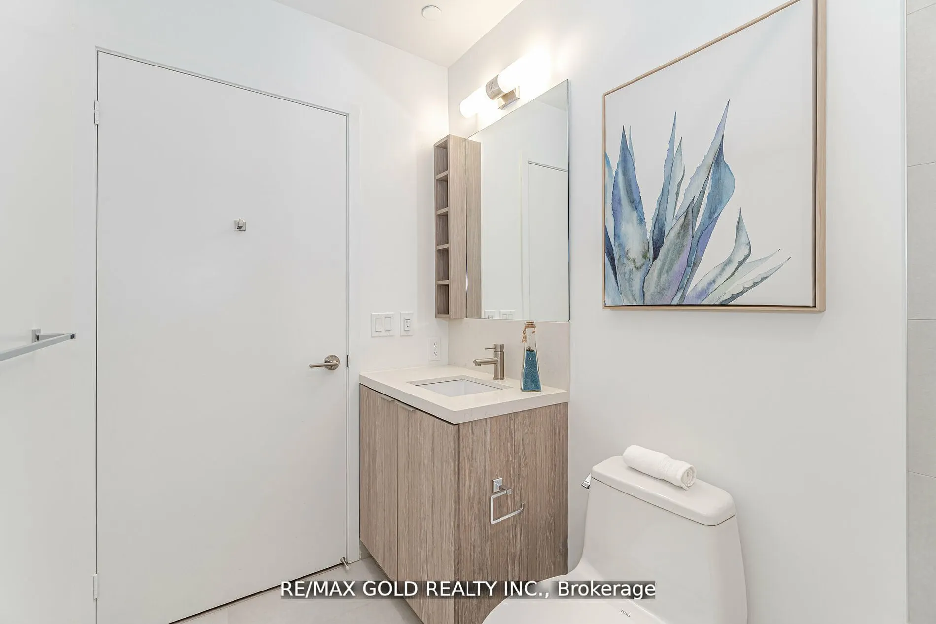 2020 Bathurst Street #216