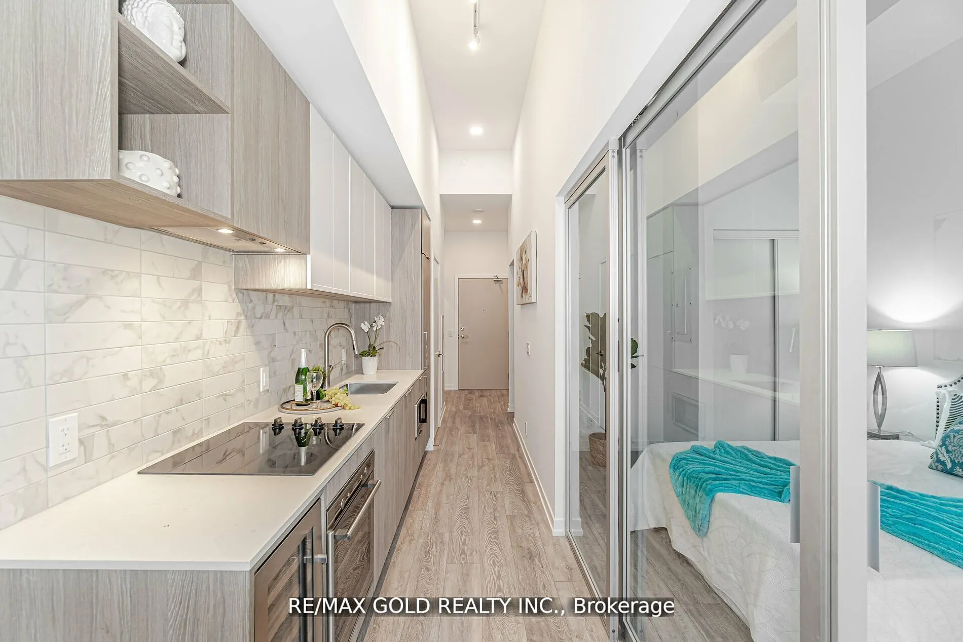 2020 Bathurst Street #216