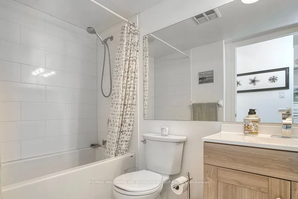 230 Queens Quay W, #1518