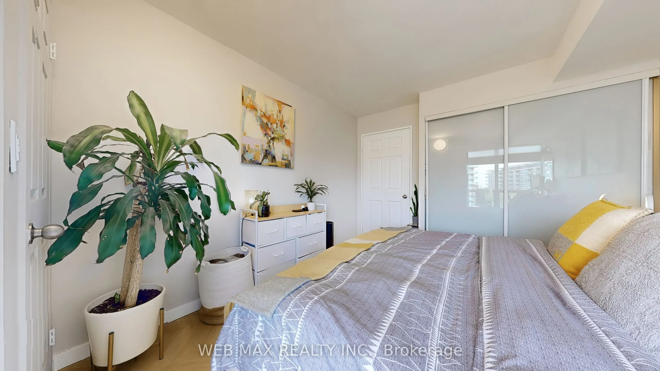 906 Sheppard Avenue W, #507