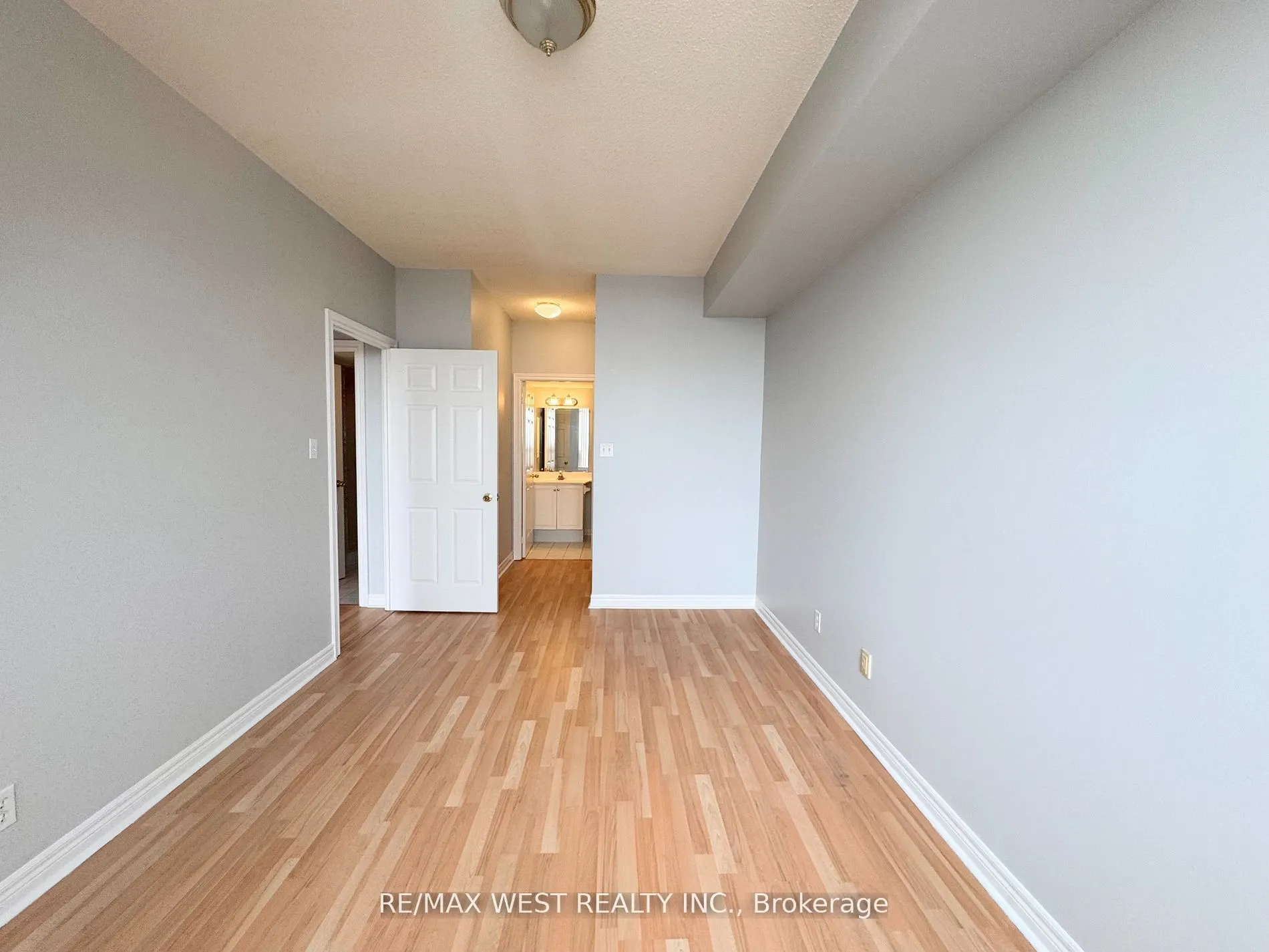 1700 Eglinton Avenue E, #PH7