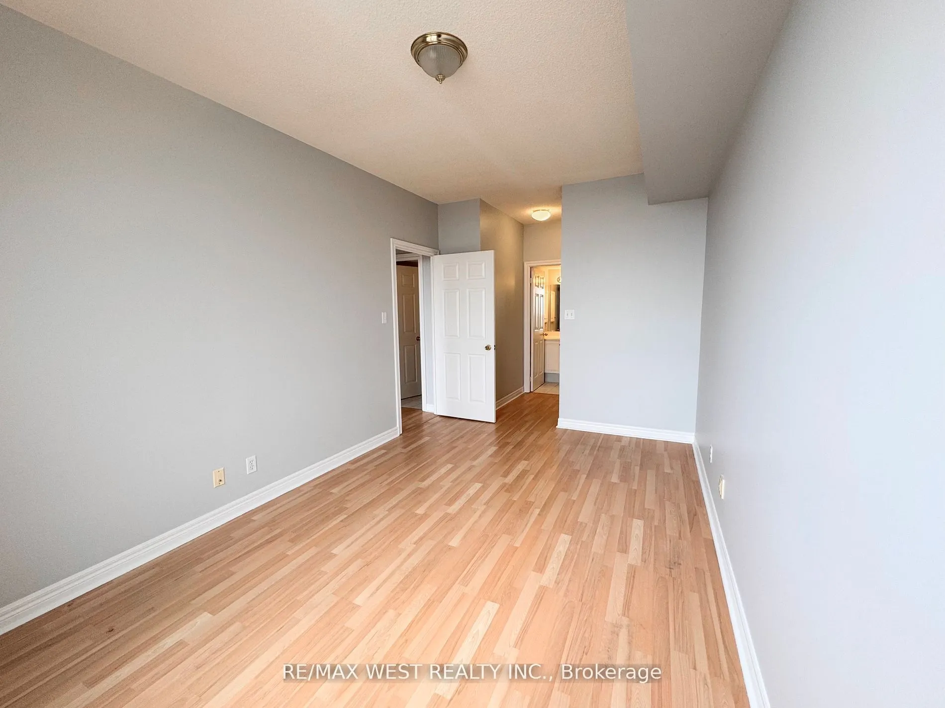 1700 Eglinton Avenue E, #PH7