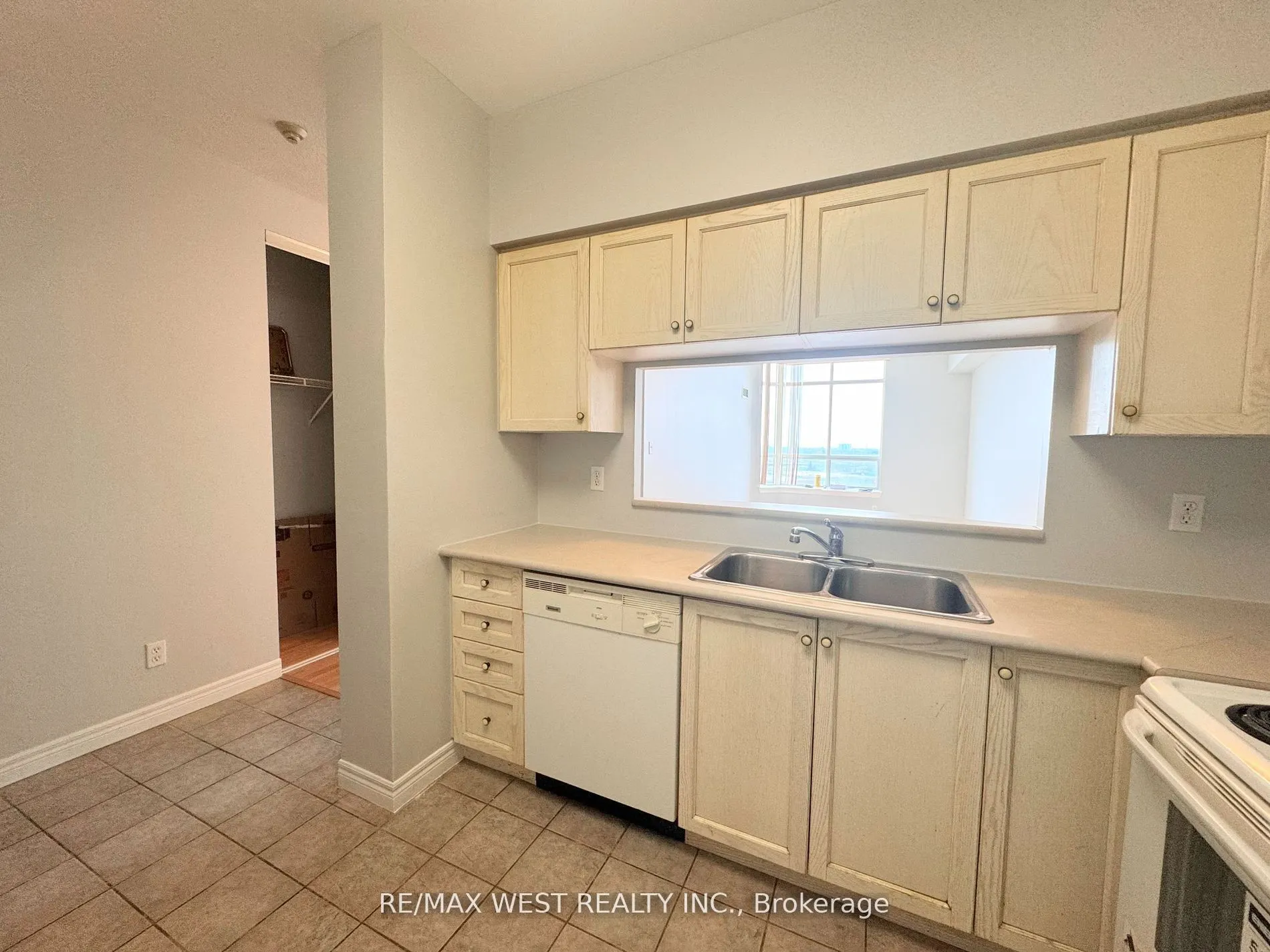 1700 Eglinton Avenue E, #PH7