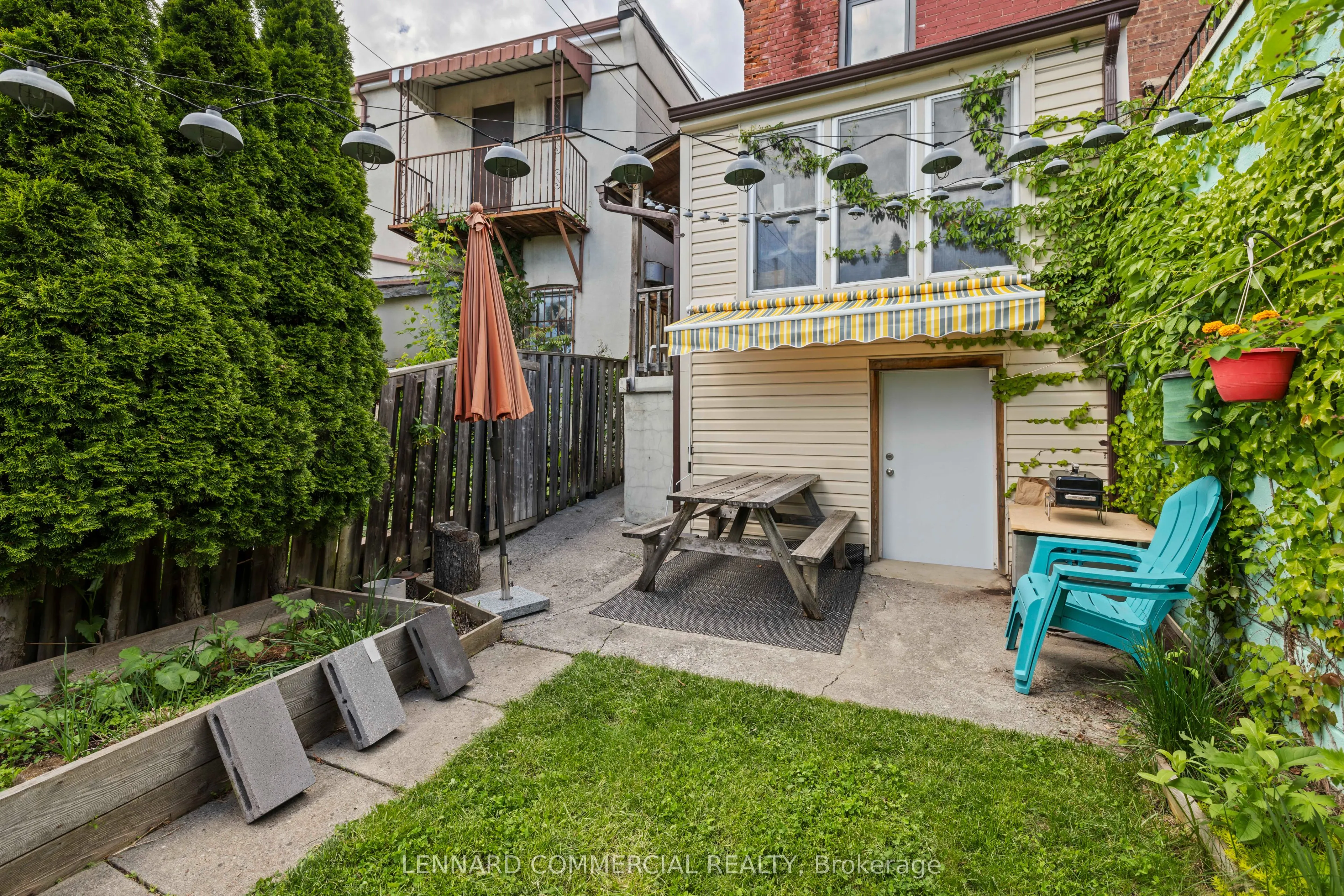 1157 Davenport Road