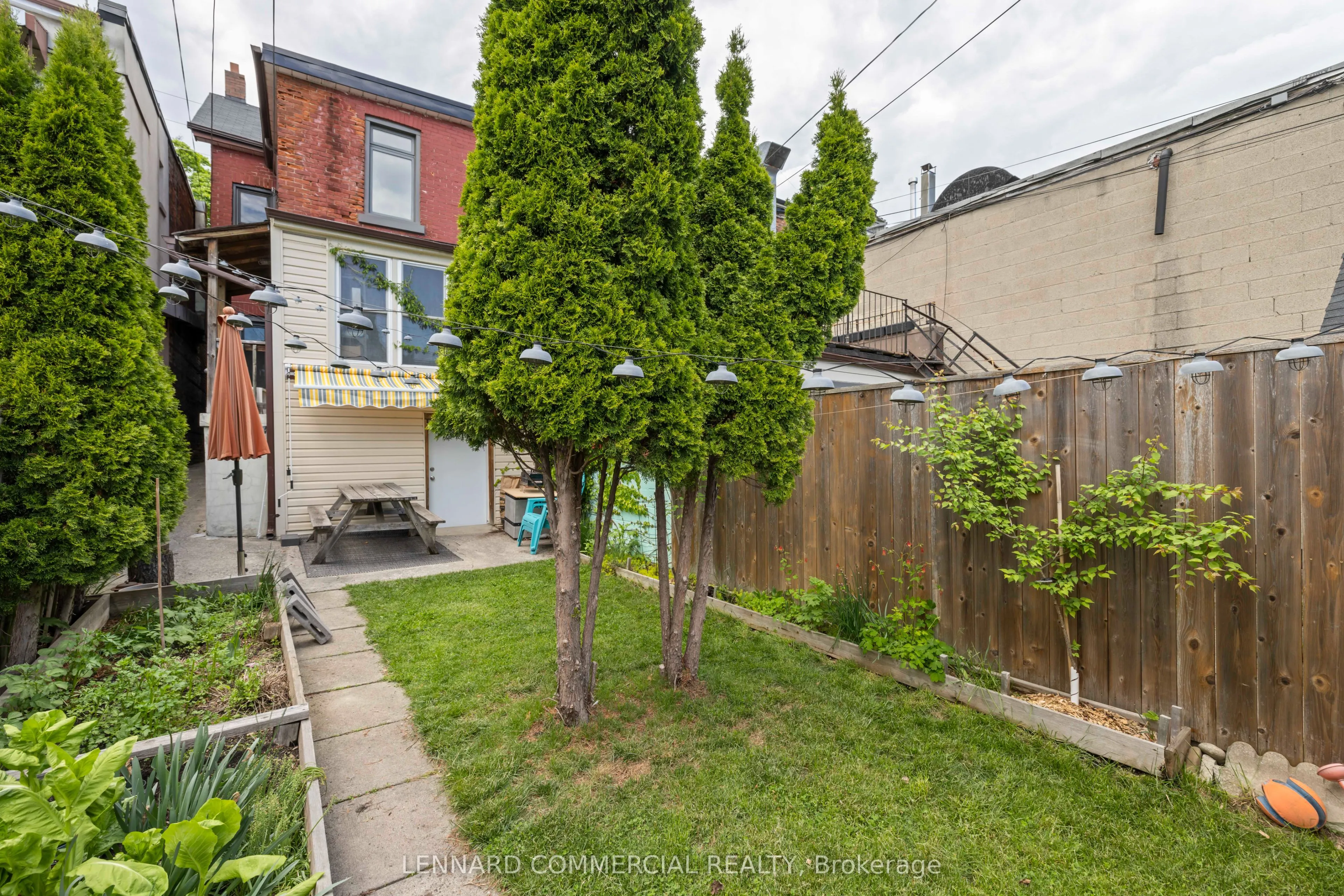 1157 Davenport Road