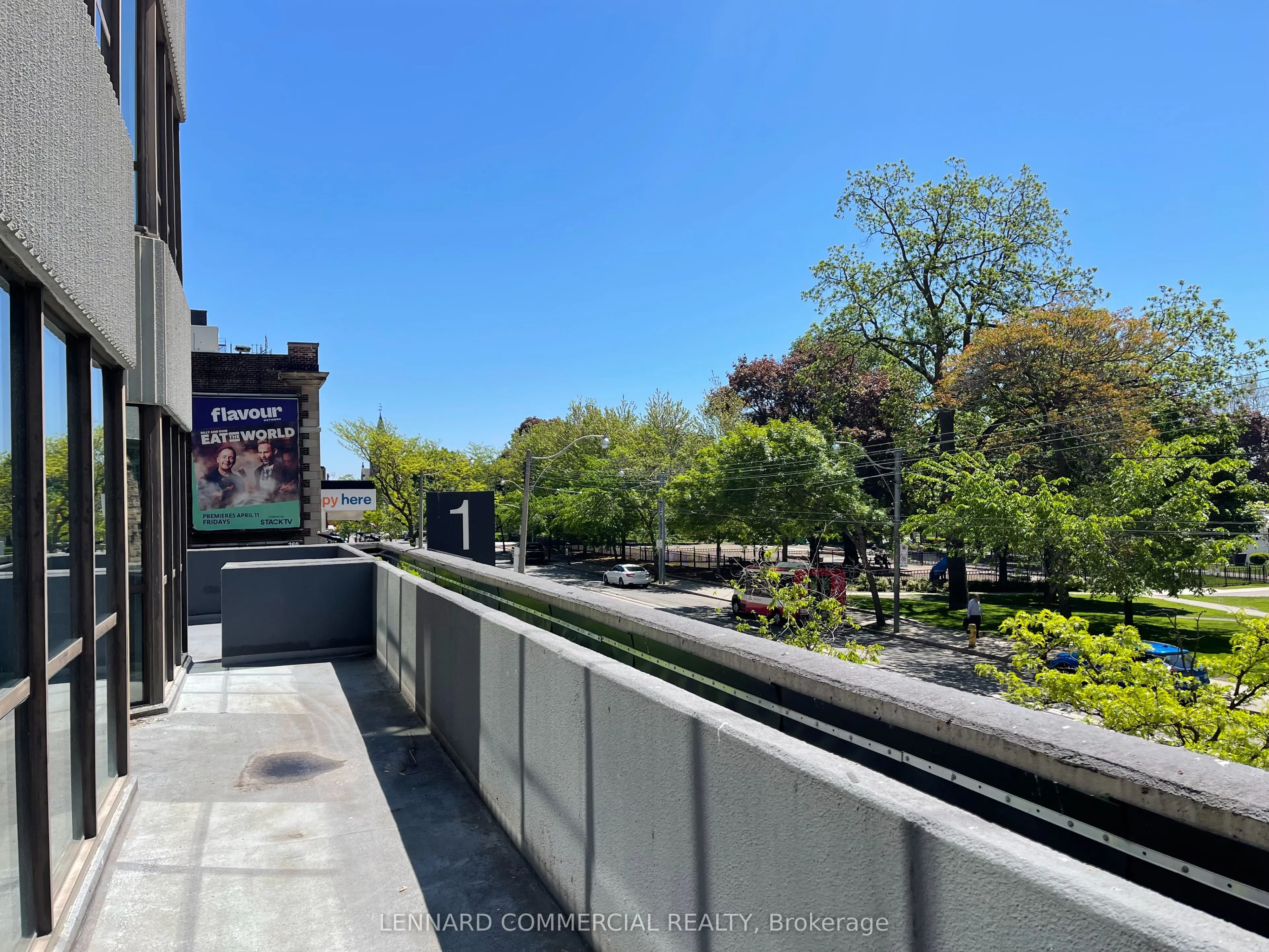 120 Carlton Street, #213-214