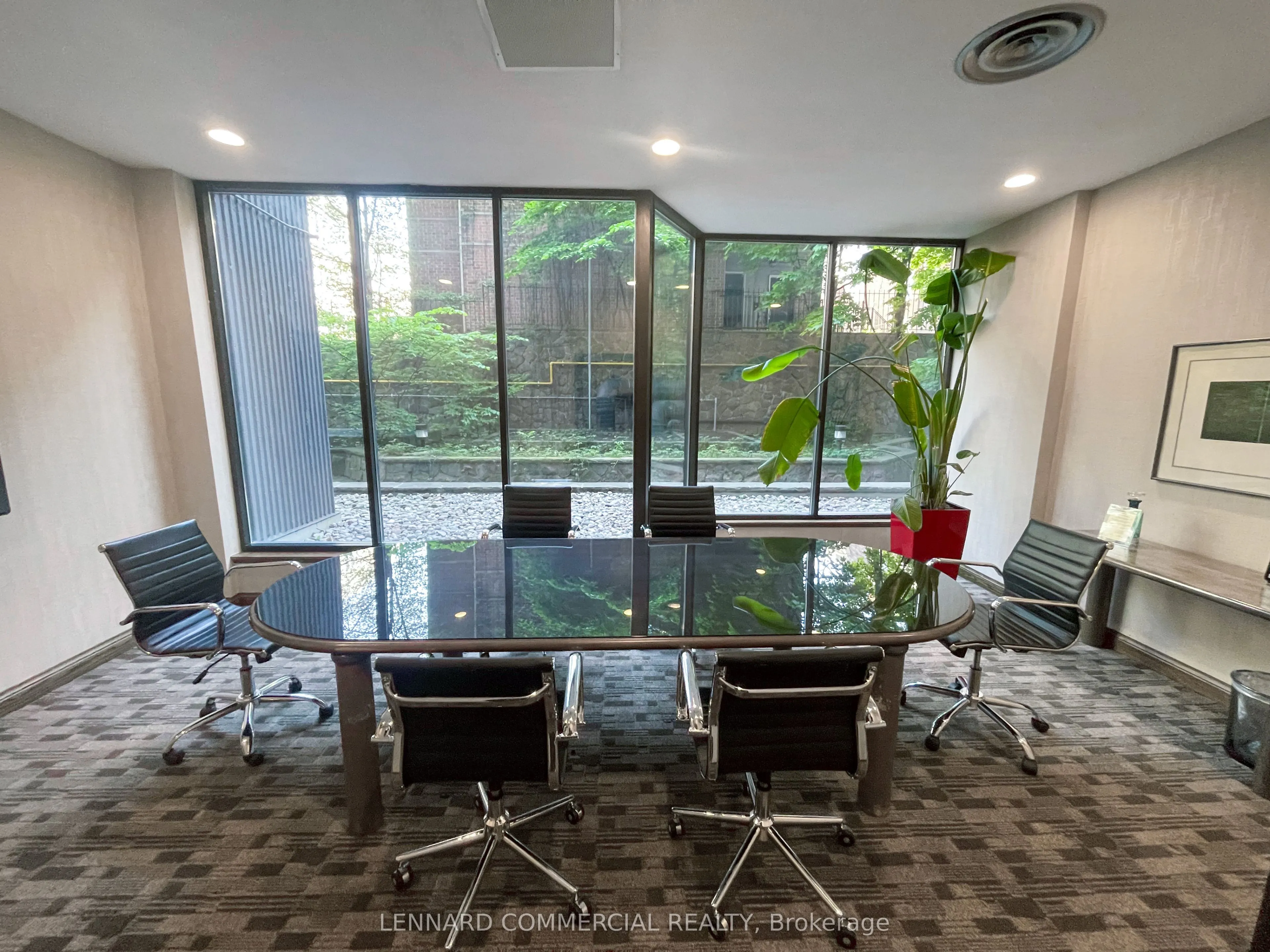 120 Carlton Street, #213-214