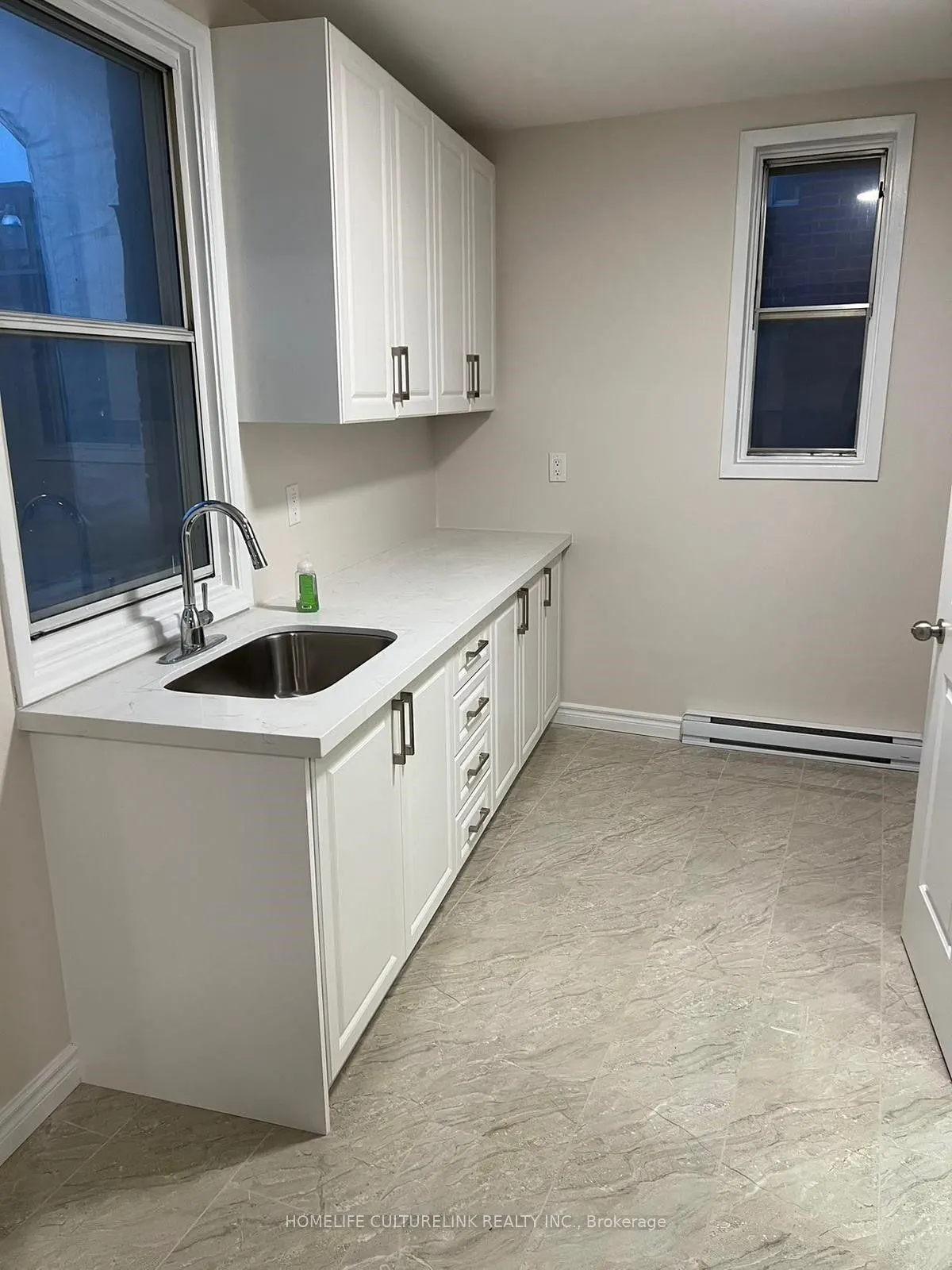 3445 Yonge Street, #2/F