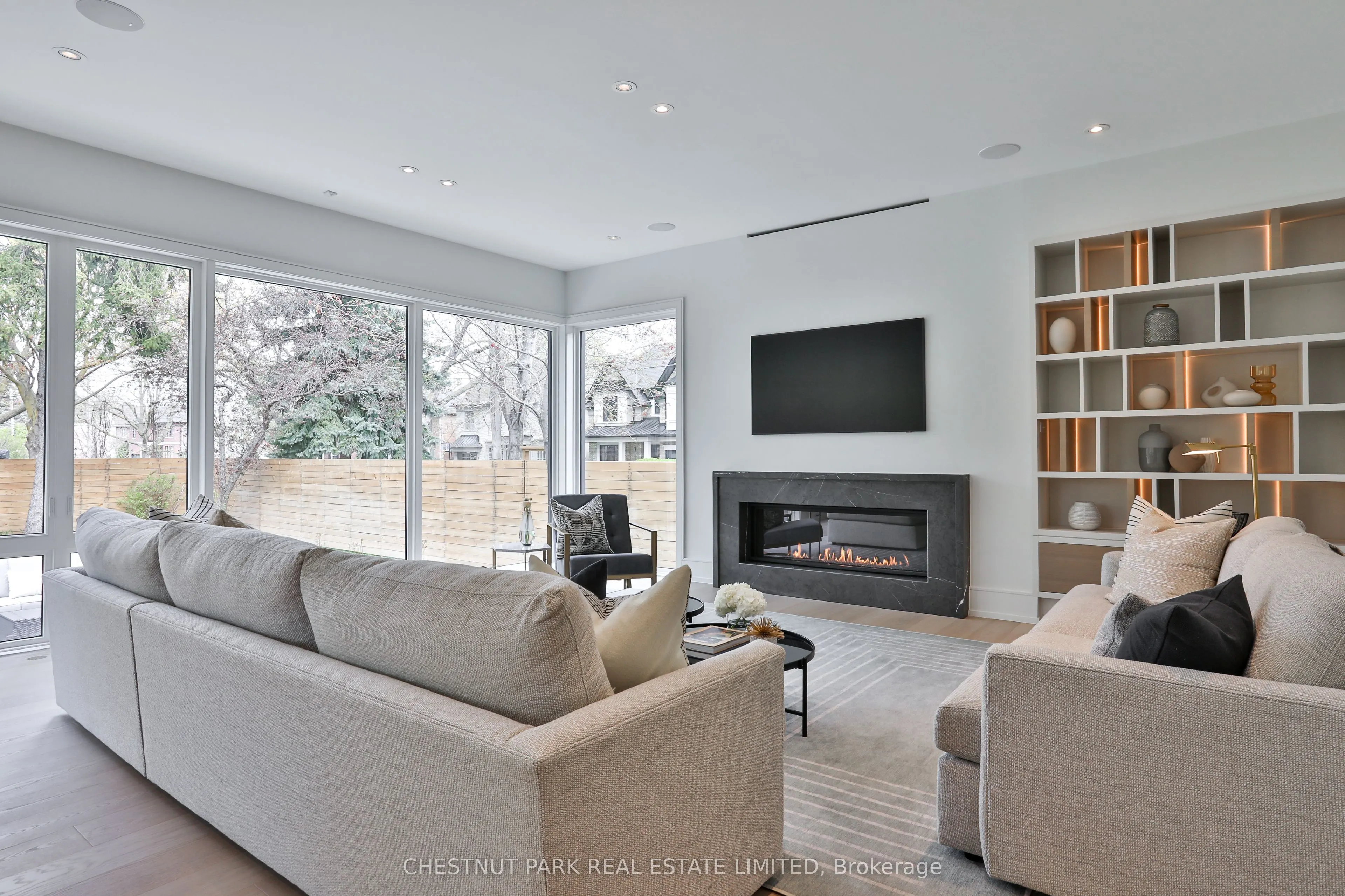 2 Marchwood Drive