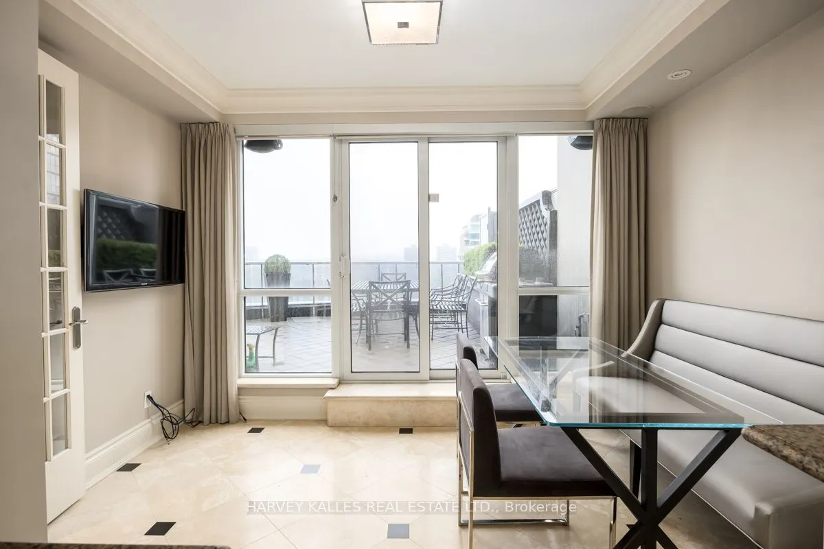 10 Bellair Street, #1205