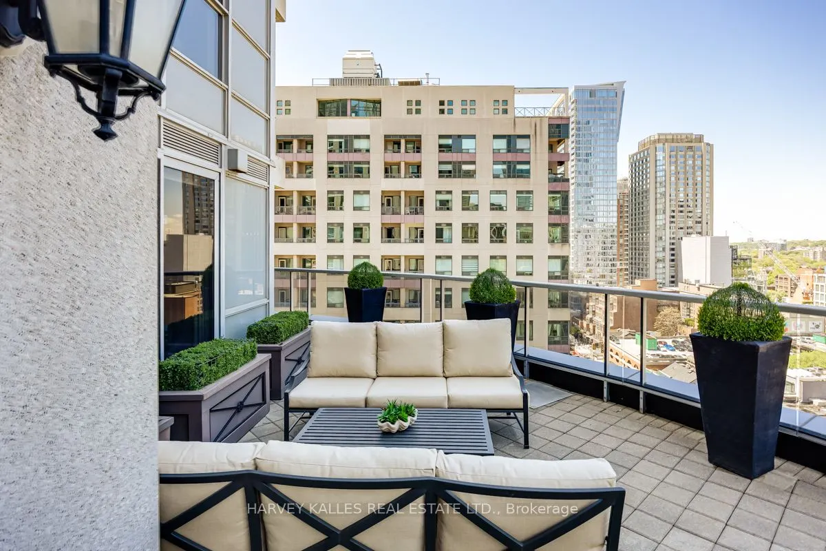 10 Bellair Street, #1205