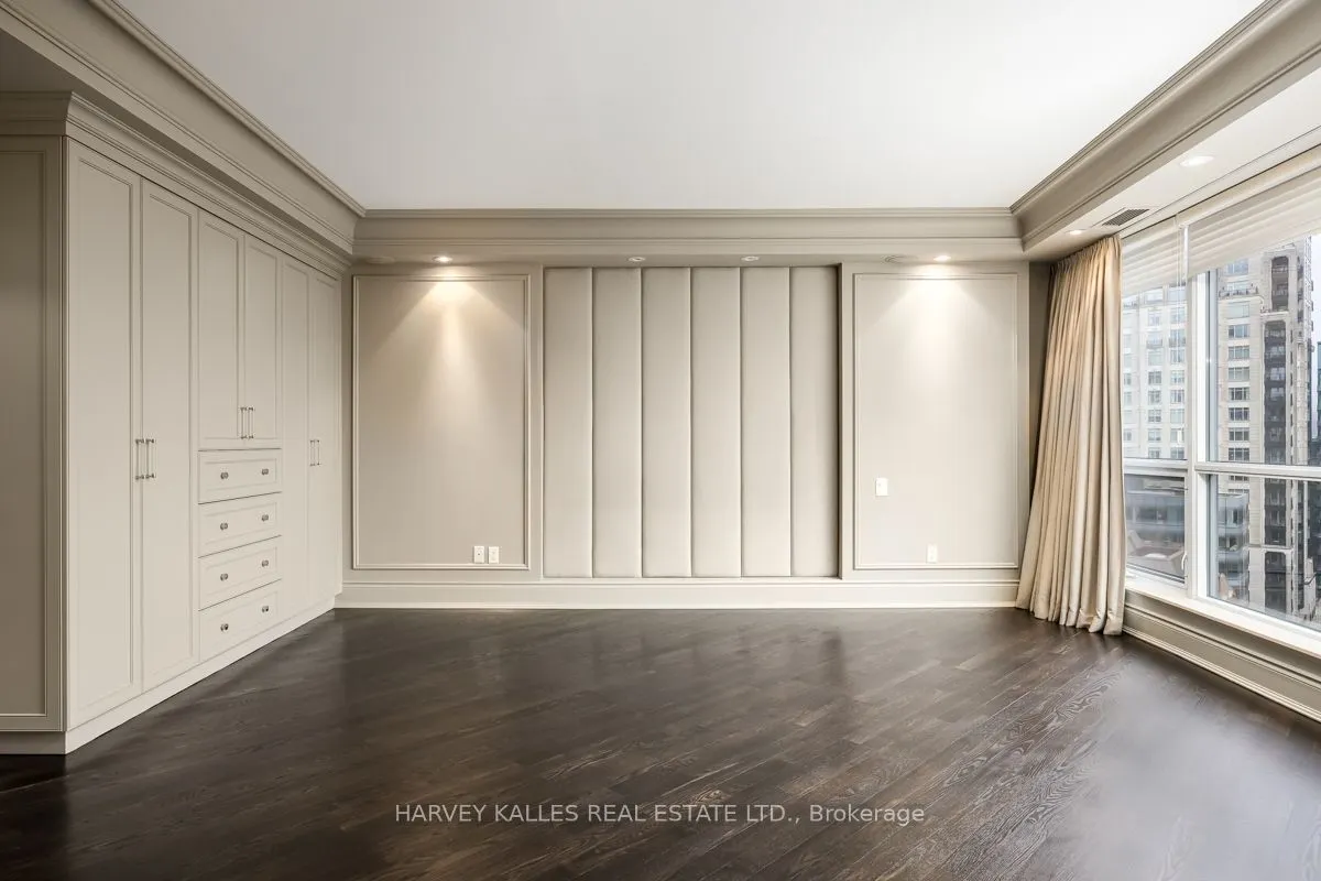 10 Bellair Street, #1205