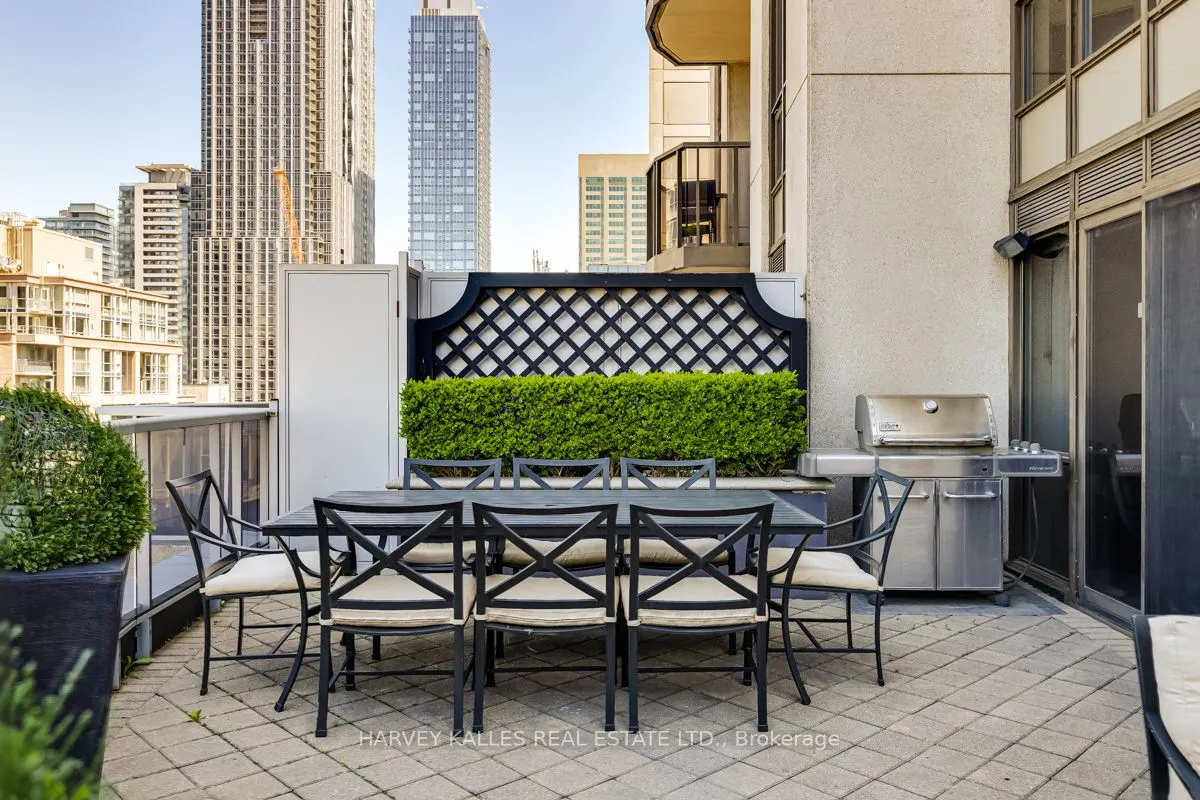 10 Bellair Street, #1205