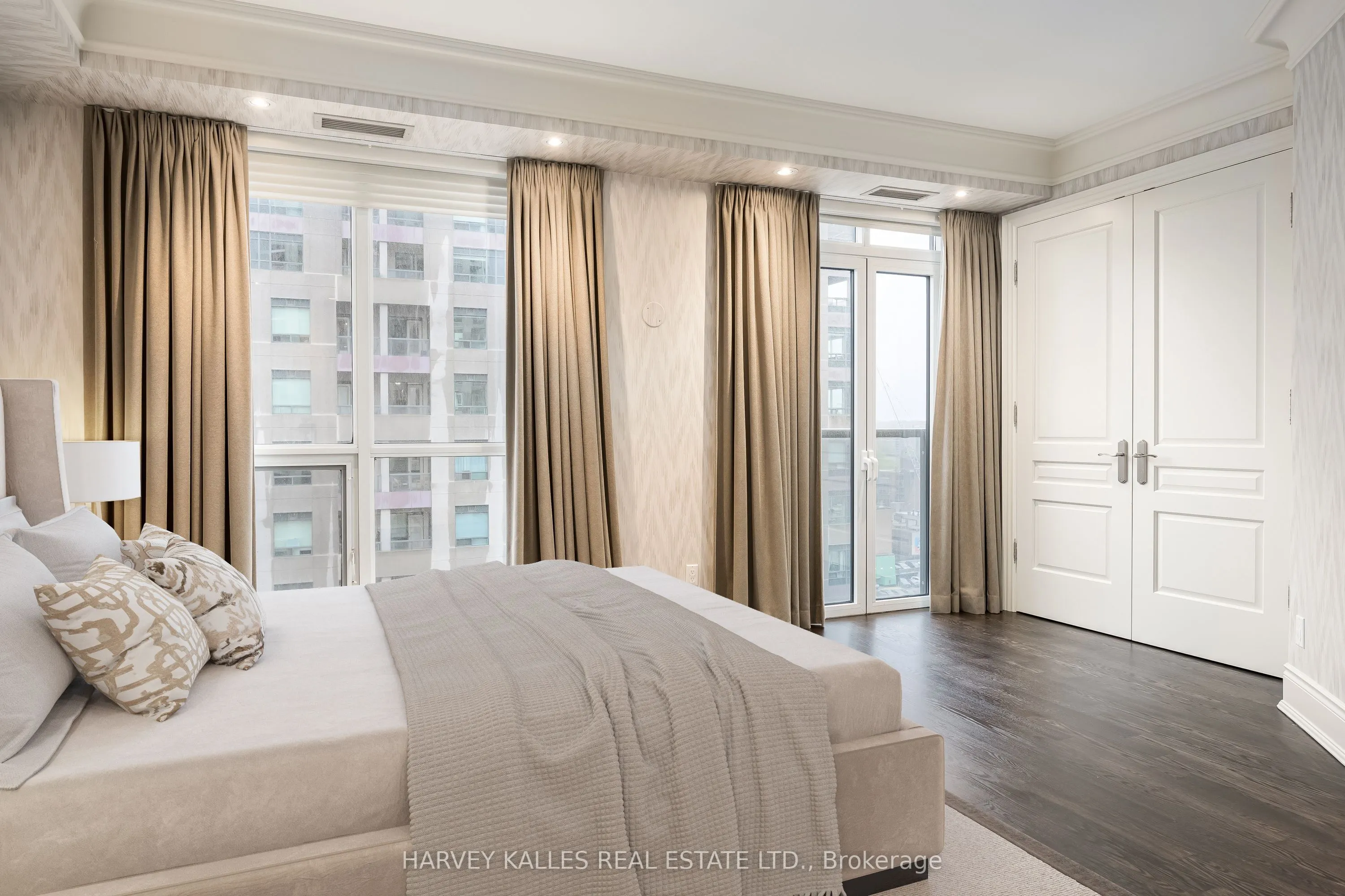 10 Bellair Street, #1205