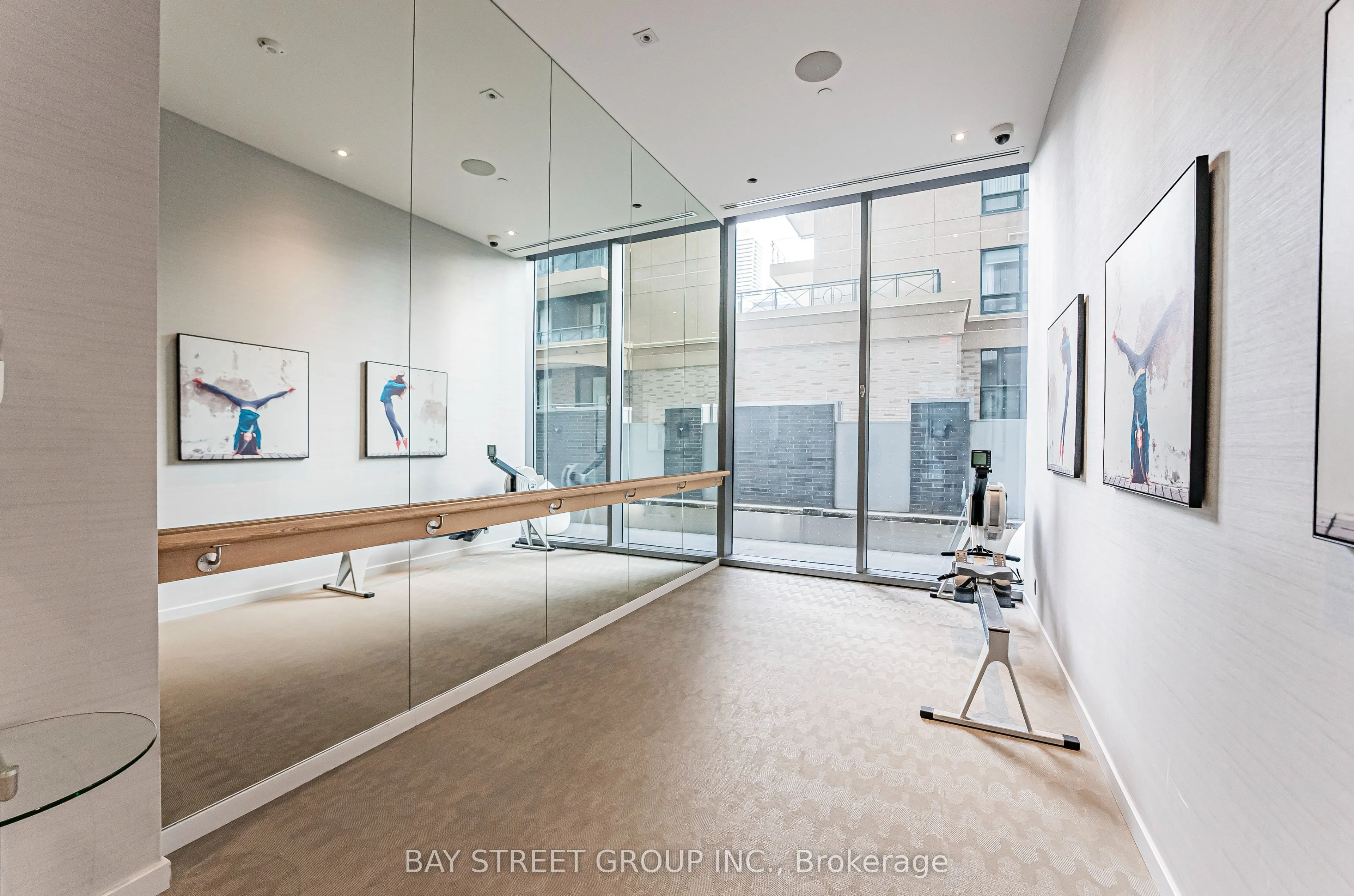 42 Charles Street E, #2908