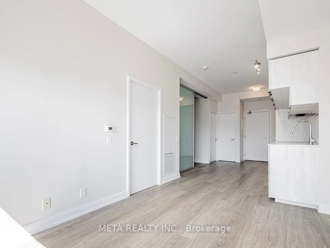 181 Dundas Street E, #1606