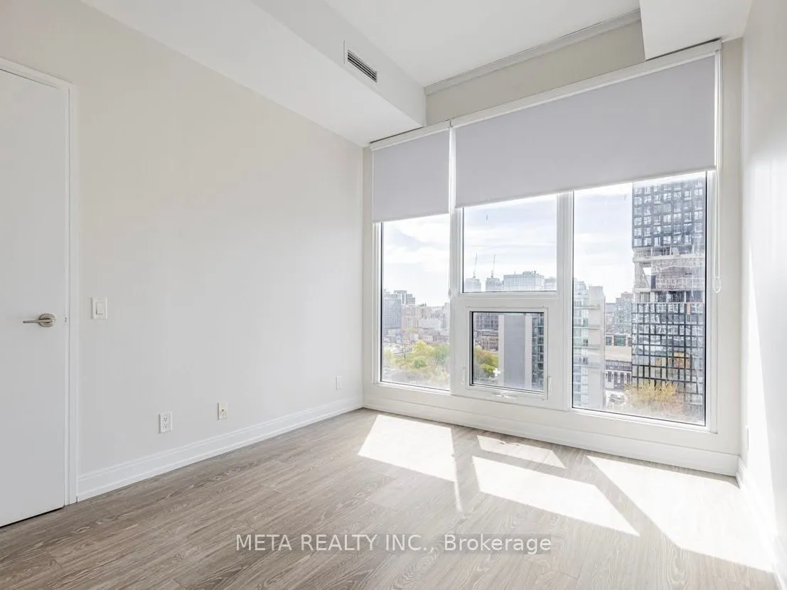 181 Dundas Street E, #1606