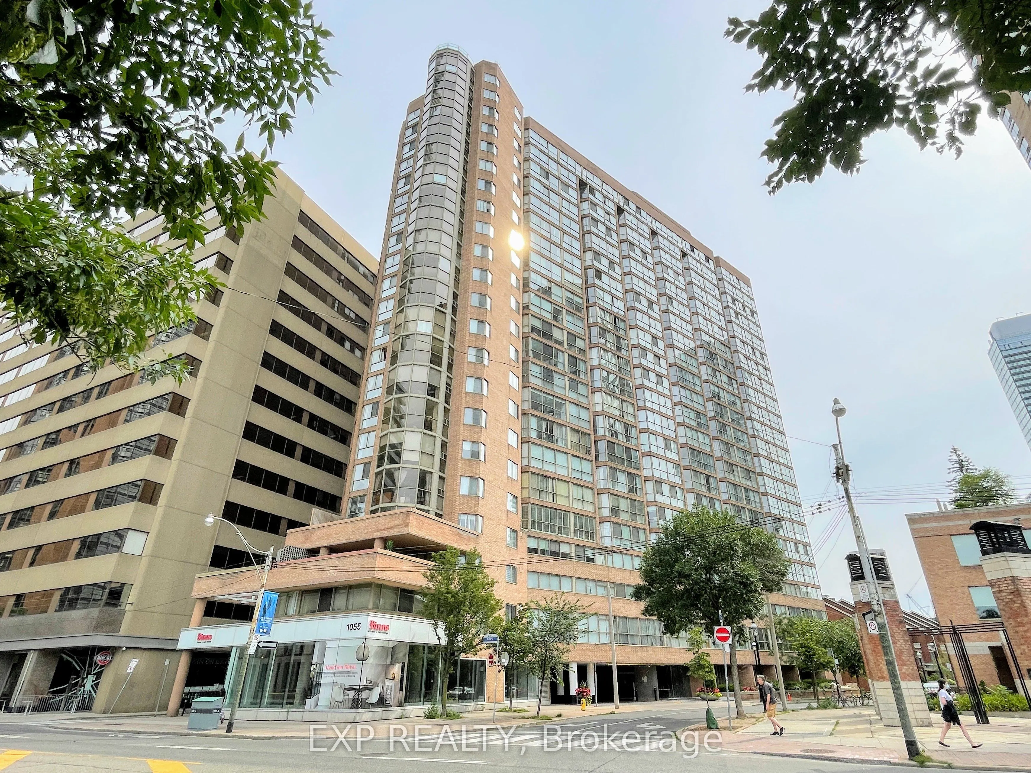 1055 Bay Street, #1802