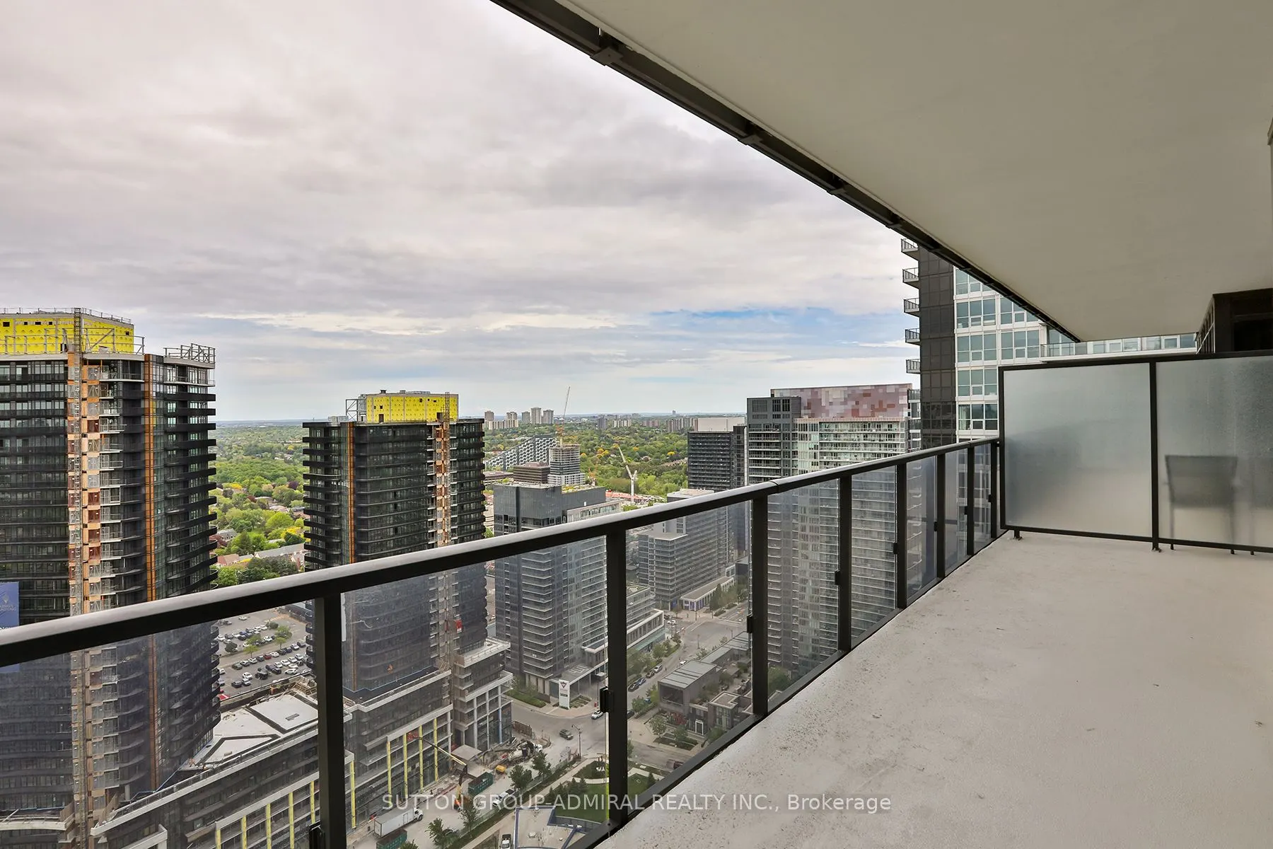 85 McMahon Drive, #3507