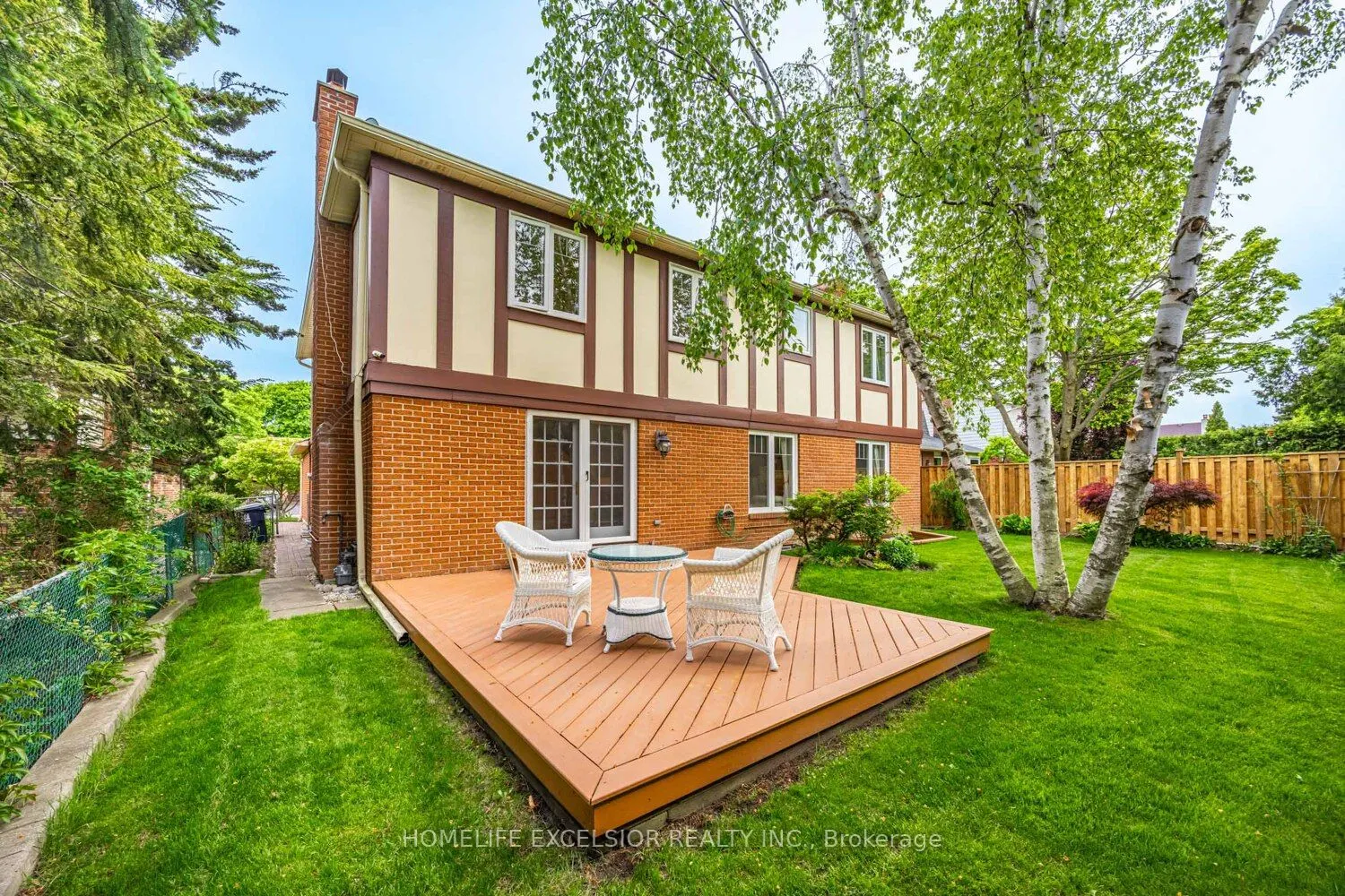 32 Mossgrove Trail
