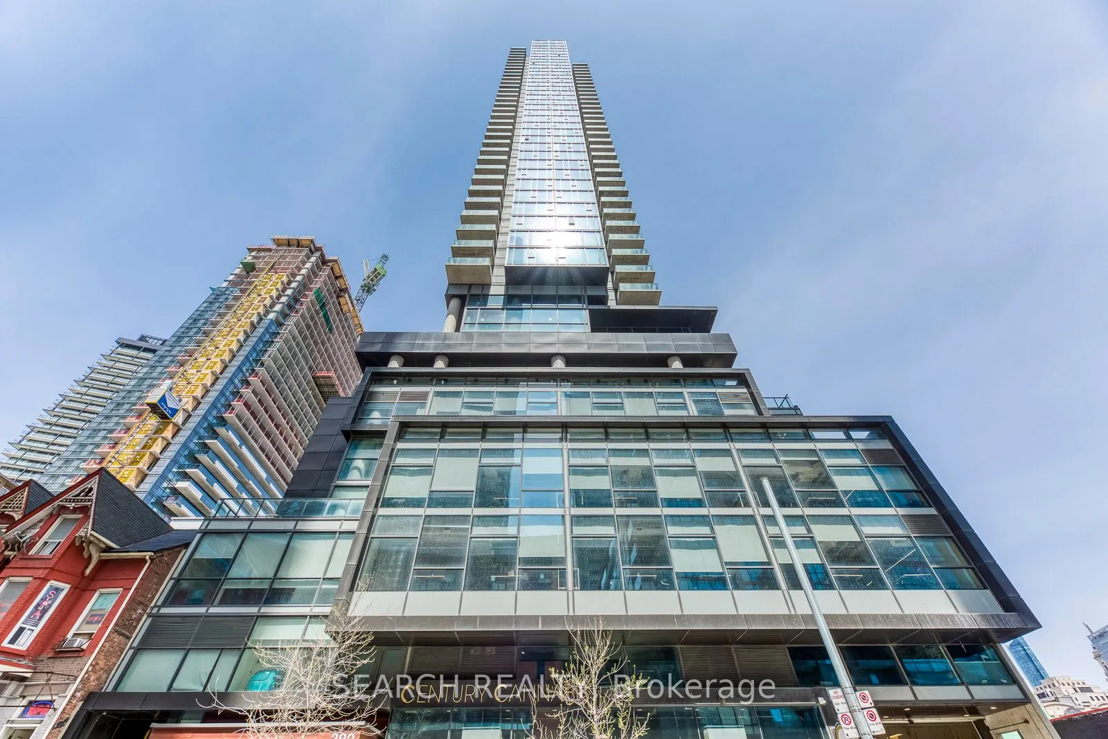 290 Adelaide Street W, #2010