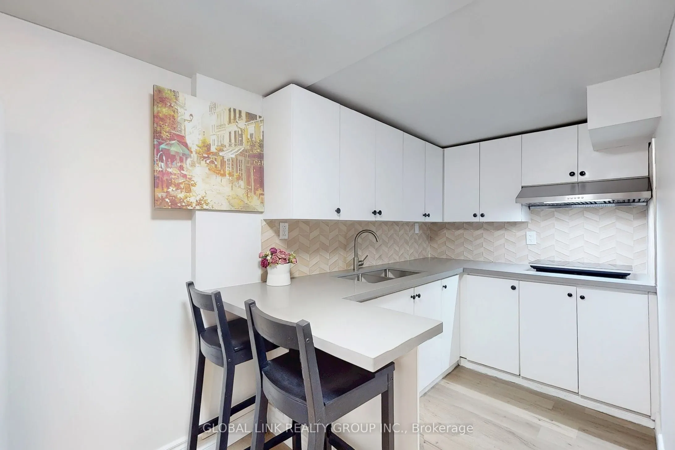 85 Rameau Drive S, #6
