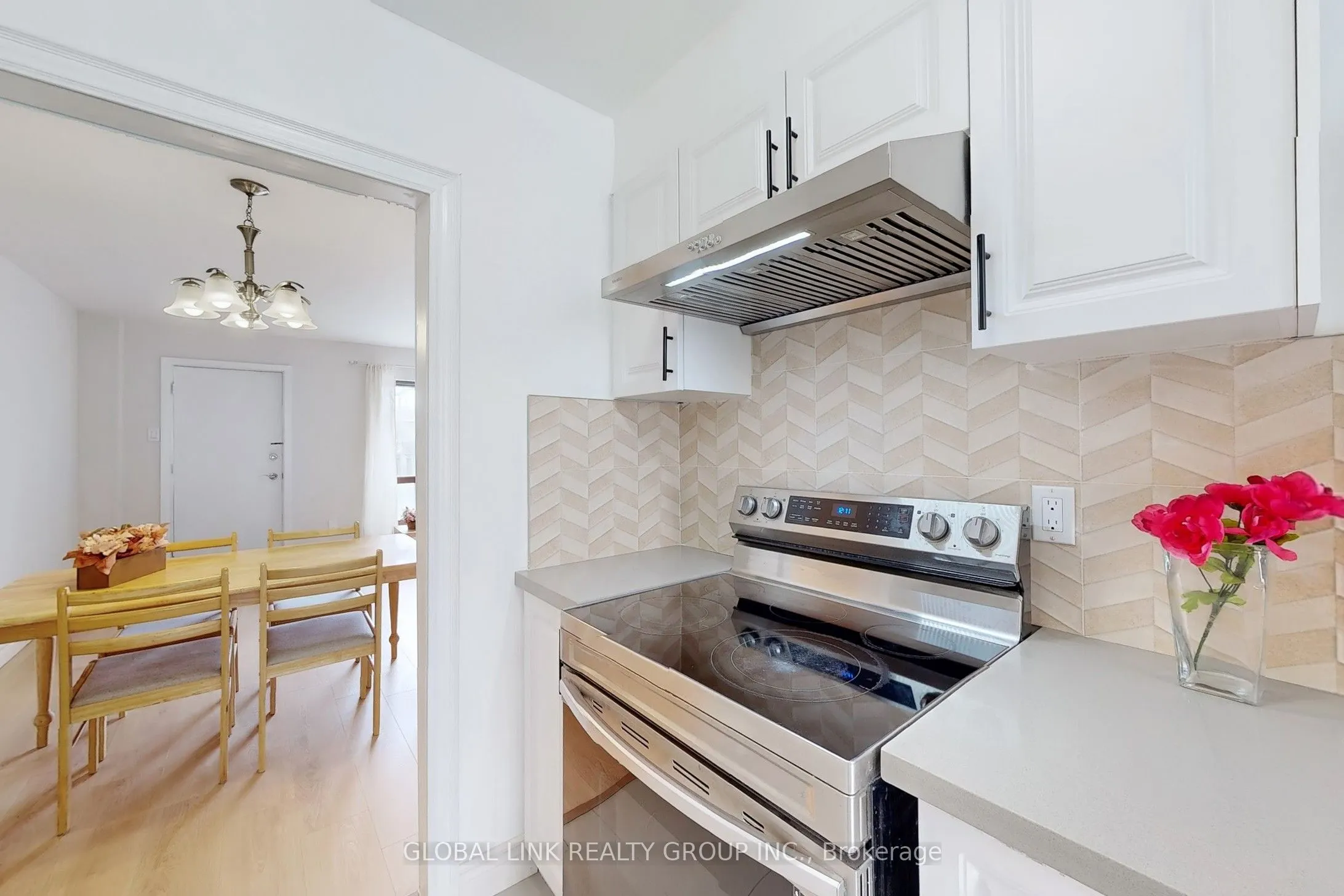 85 Rameau Drive S, #6