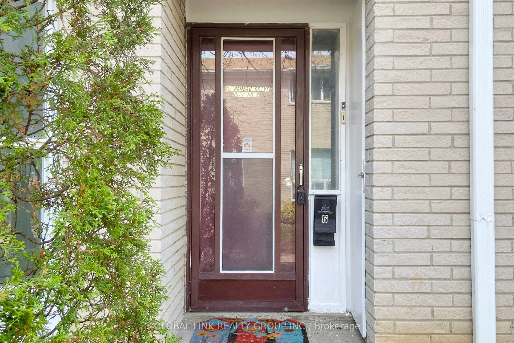 85 Rameau Drive S, #6