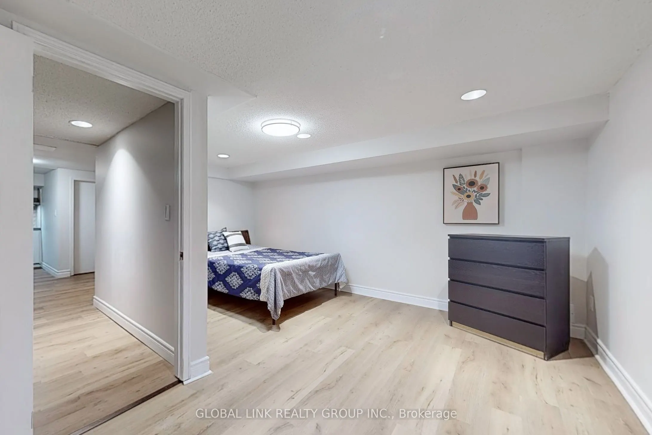 85 Rameau Drive S, #6