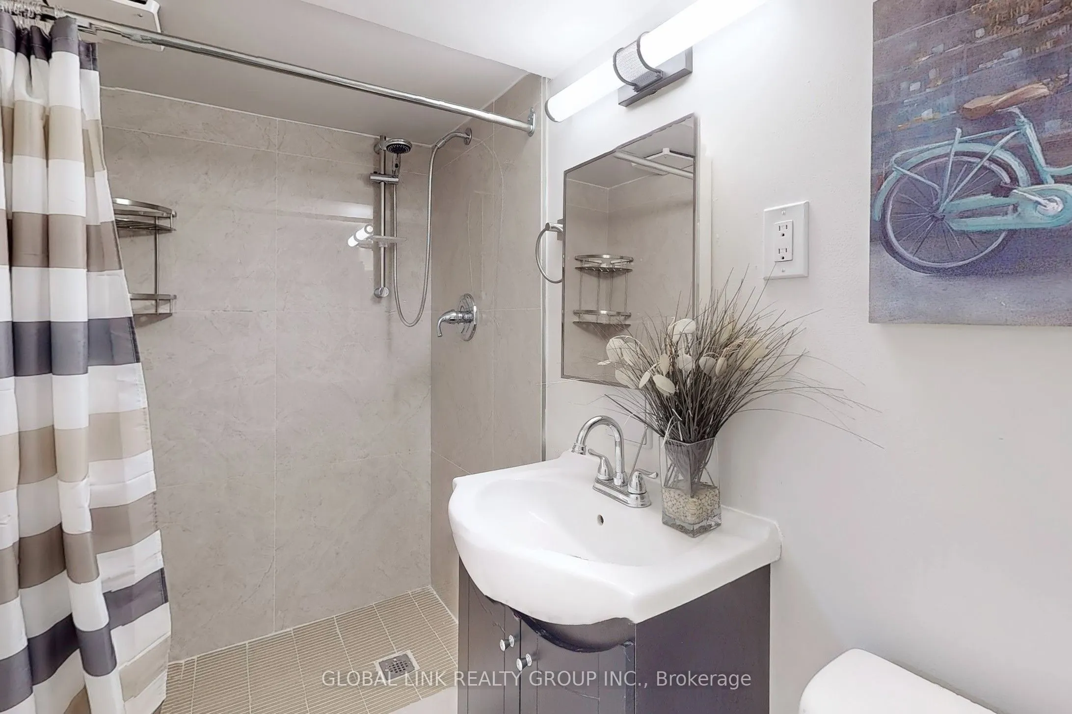 85 Rameau Drive S, #6