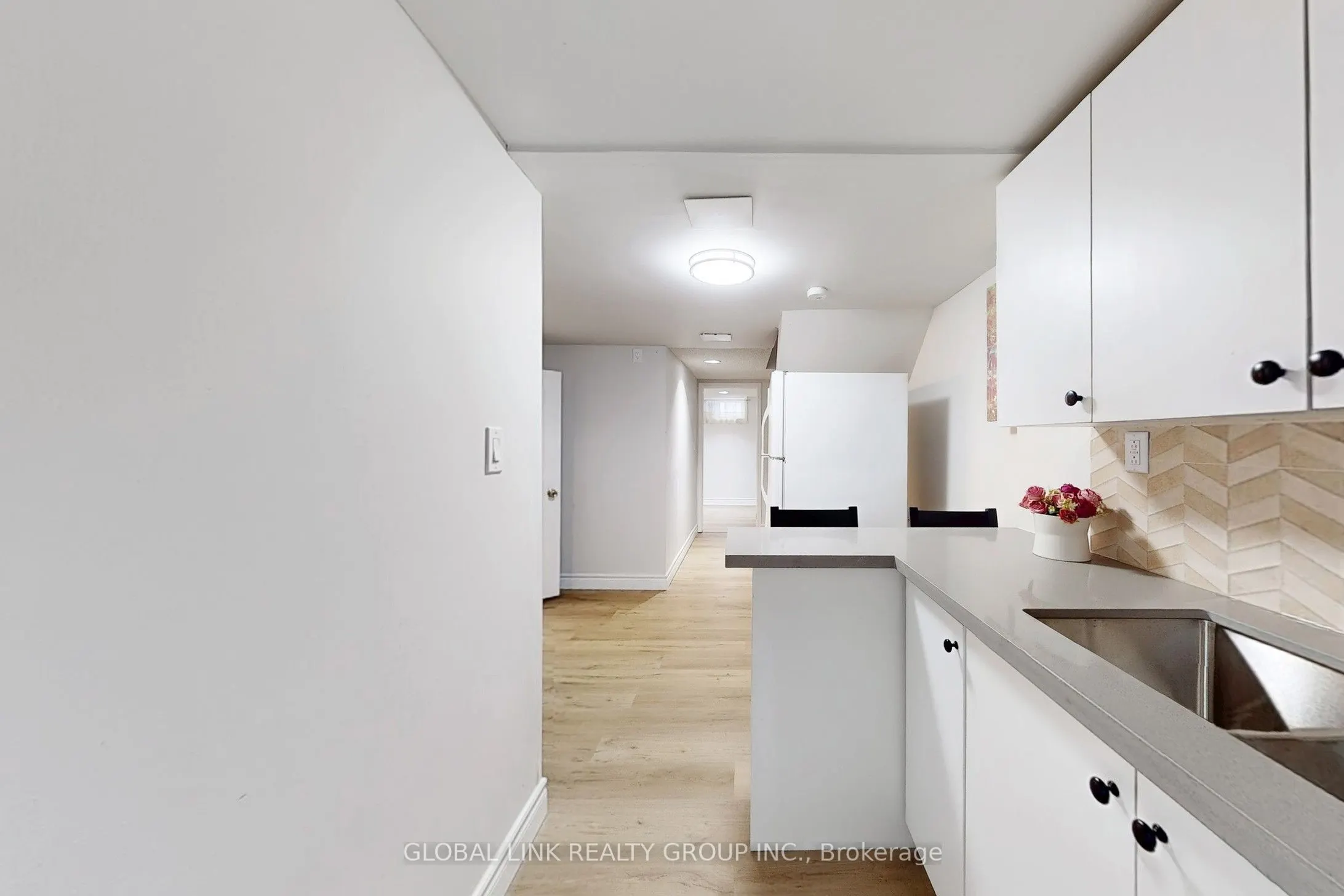 85 Rameau Drive S, #6