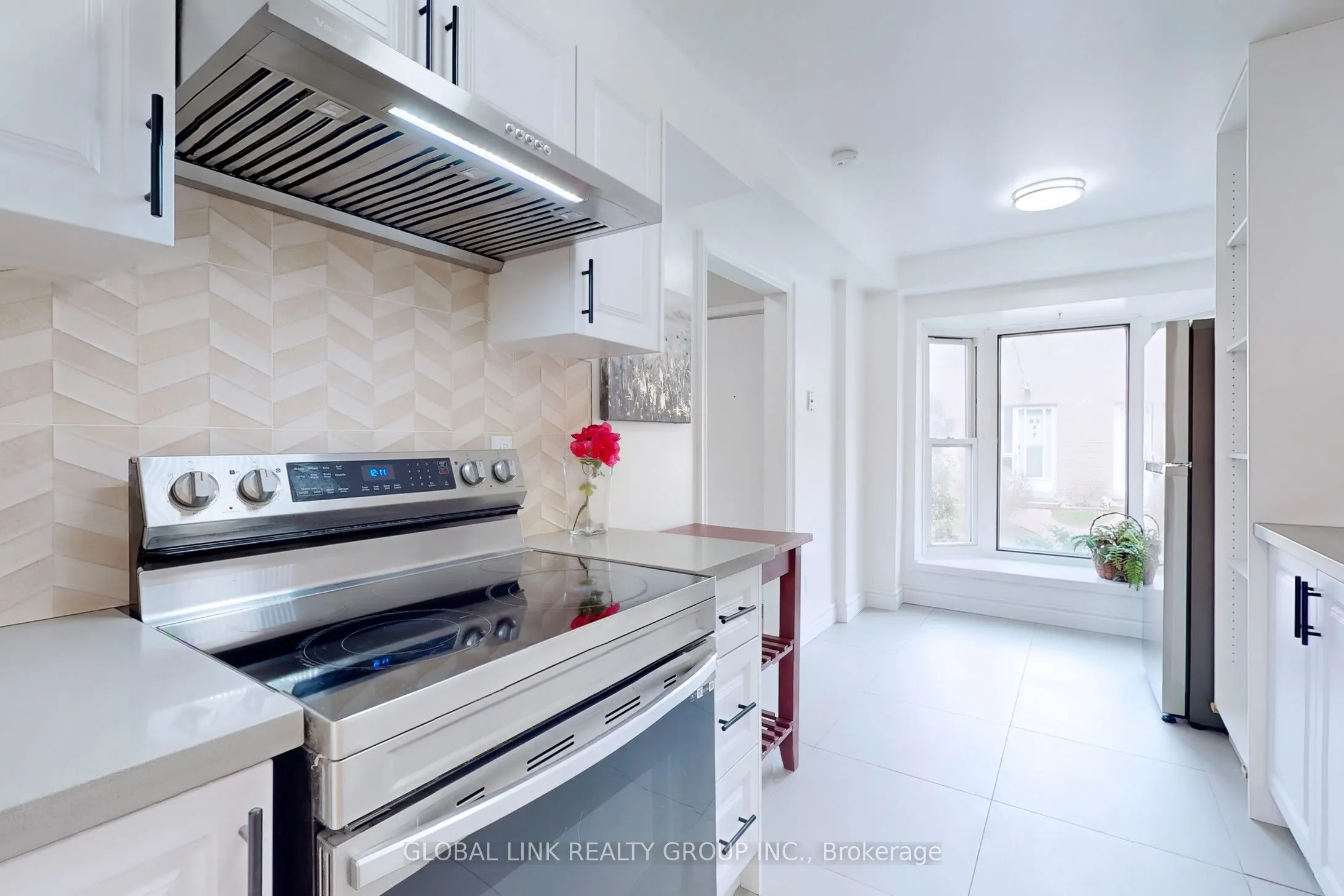 85 Rameau Drive S, #6