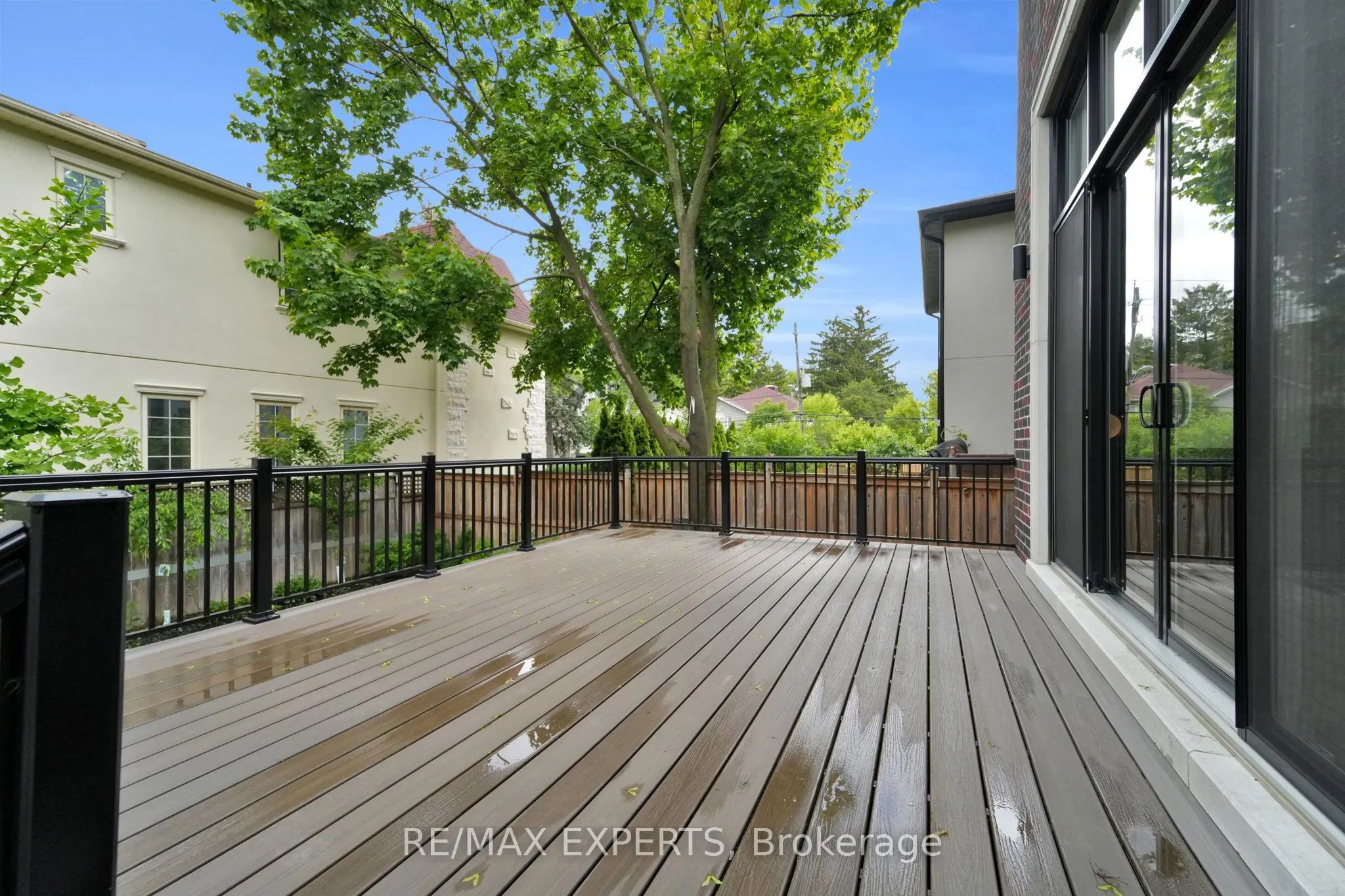 92 Churchill Avenue