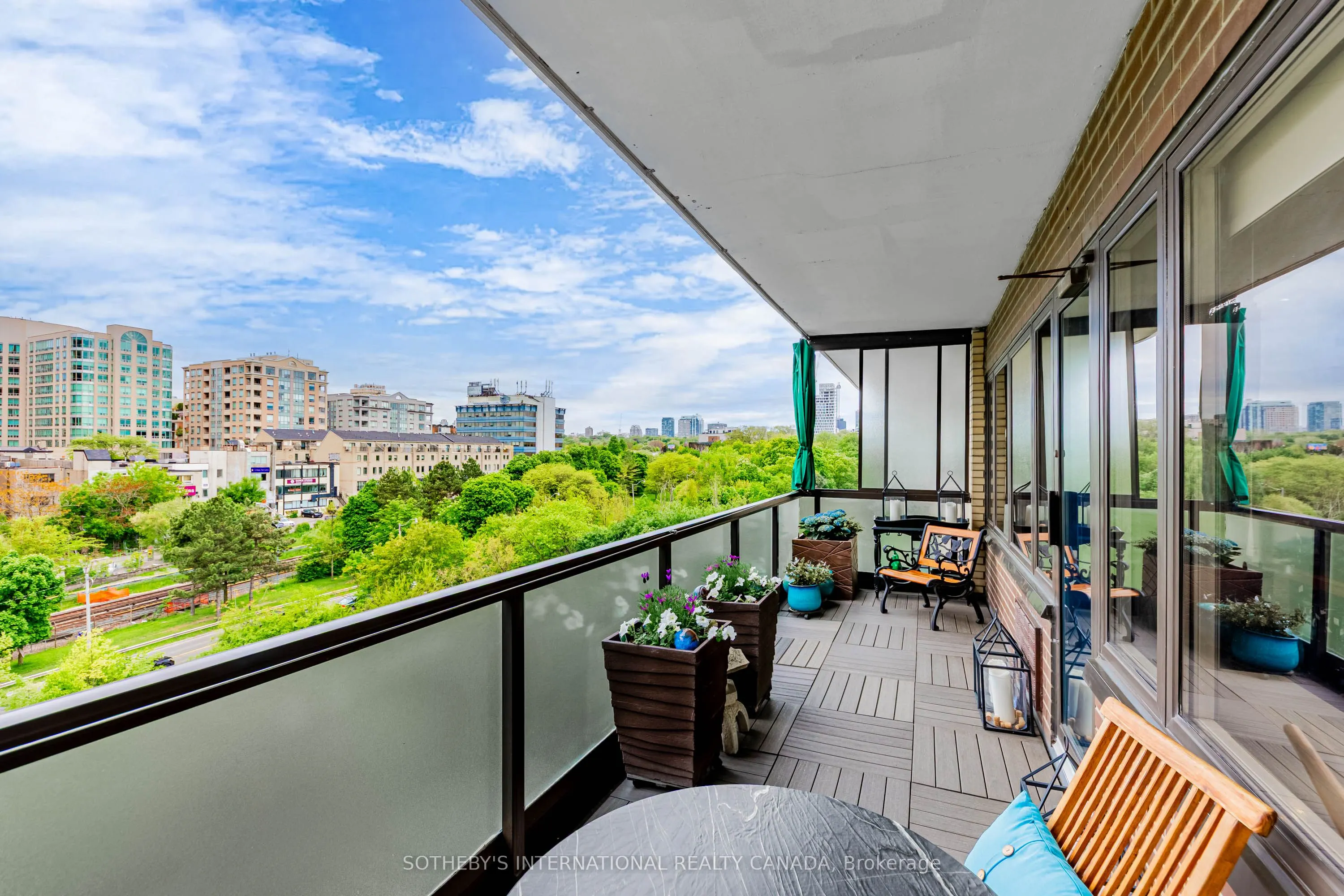 120 Rosedale Valley Road, #803