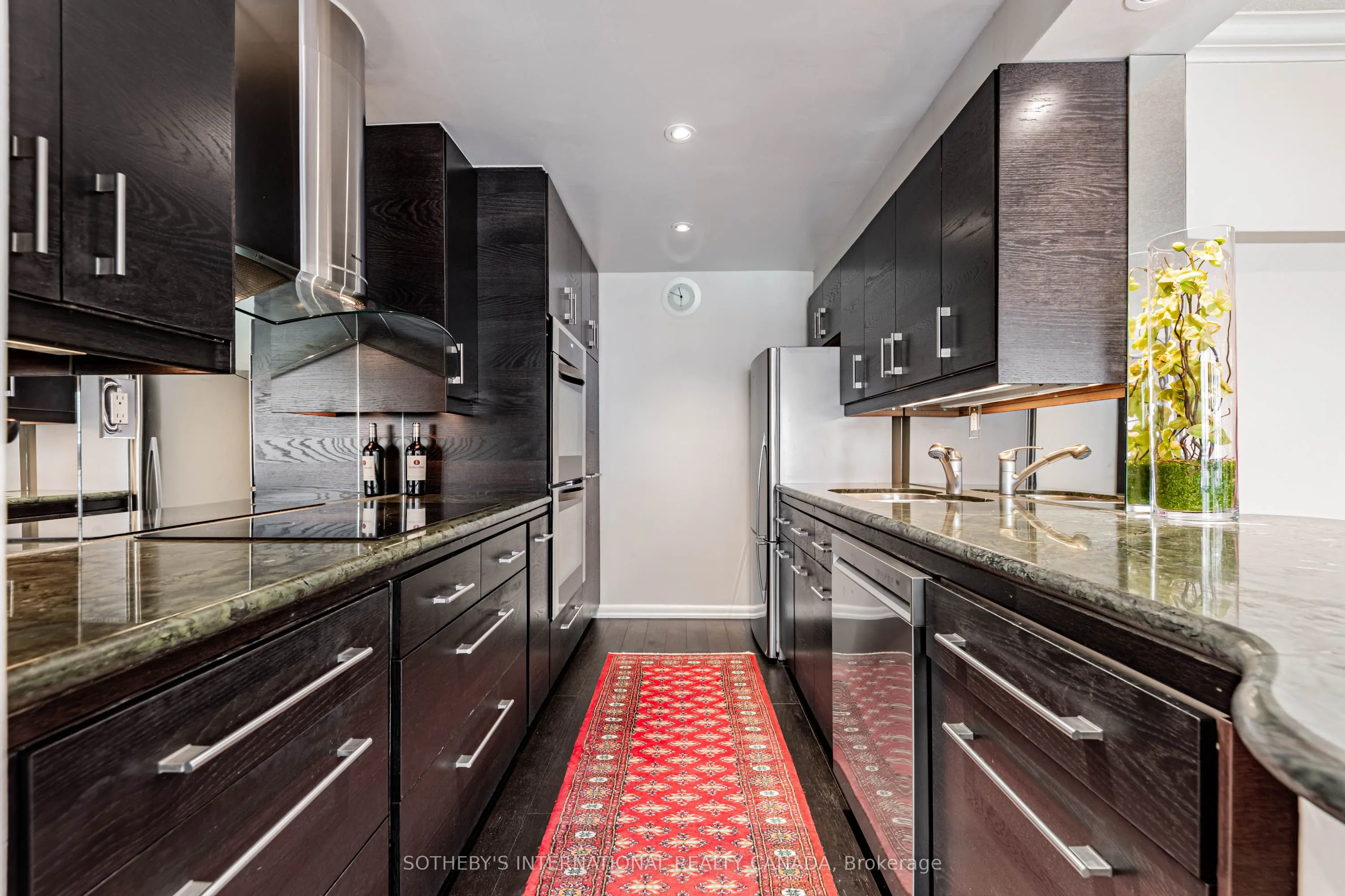 120 Rosedale Valley Road, #803