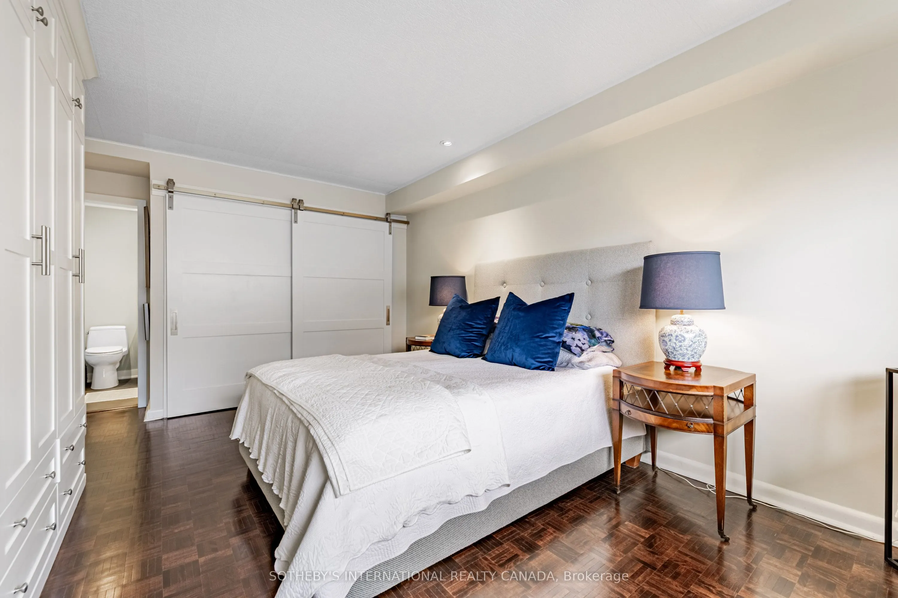 120 Rosedale Valley Road, #803