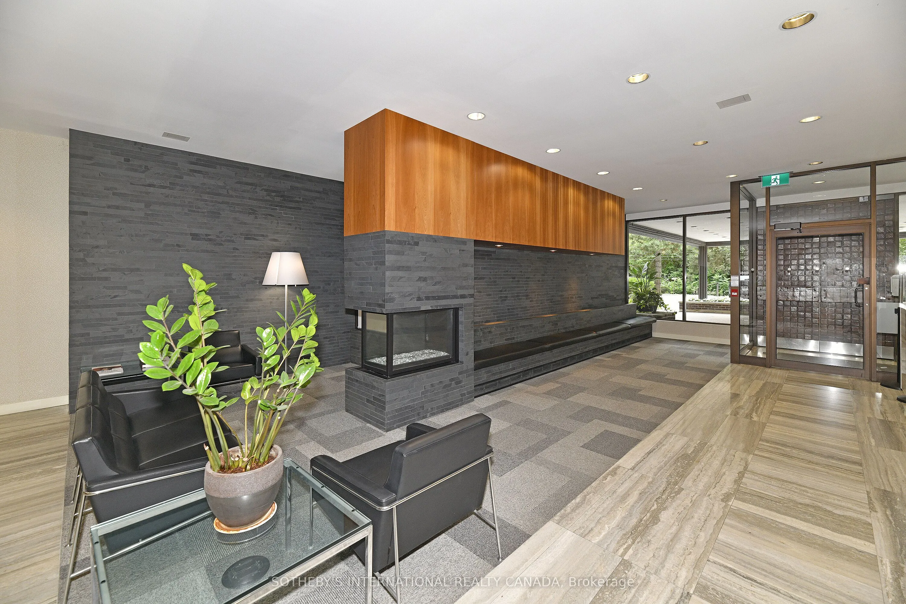 120 Rosedale Valley Road, #803