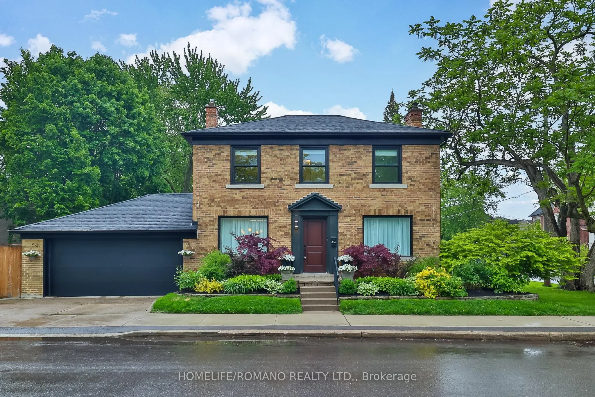 542 Deloraine Avenue