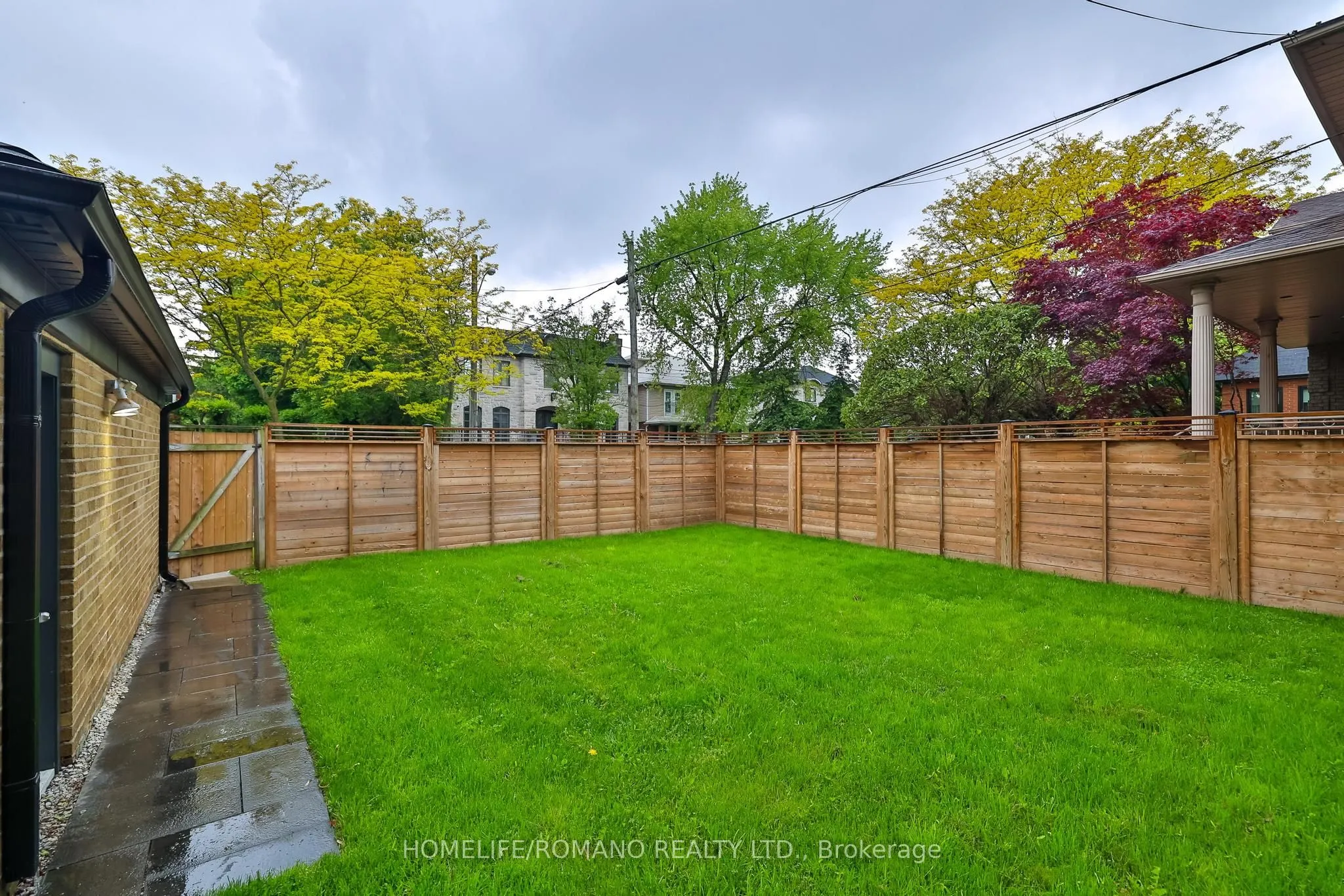 542 Deloraine Avenue
