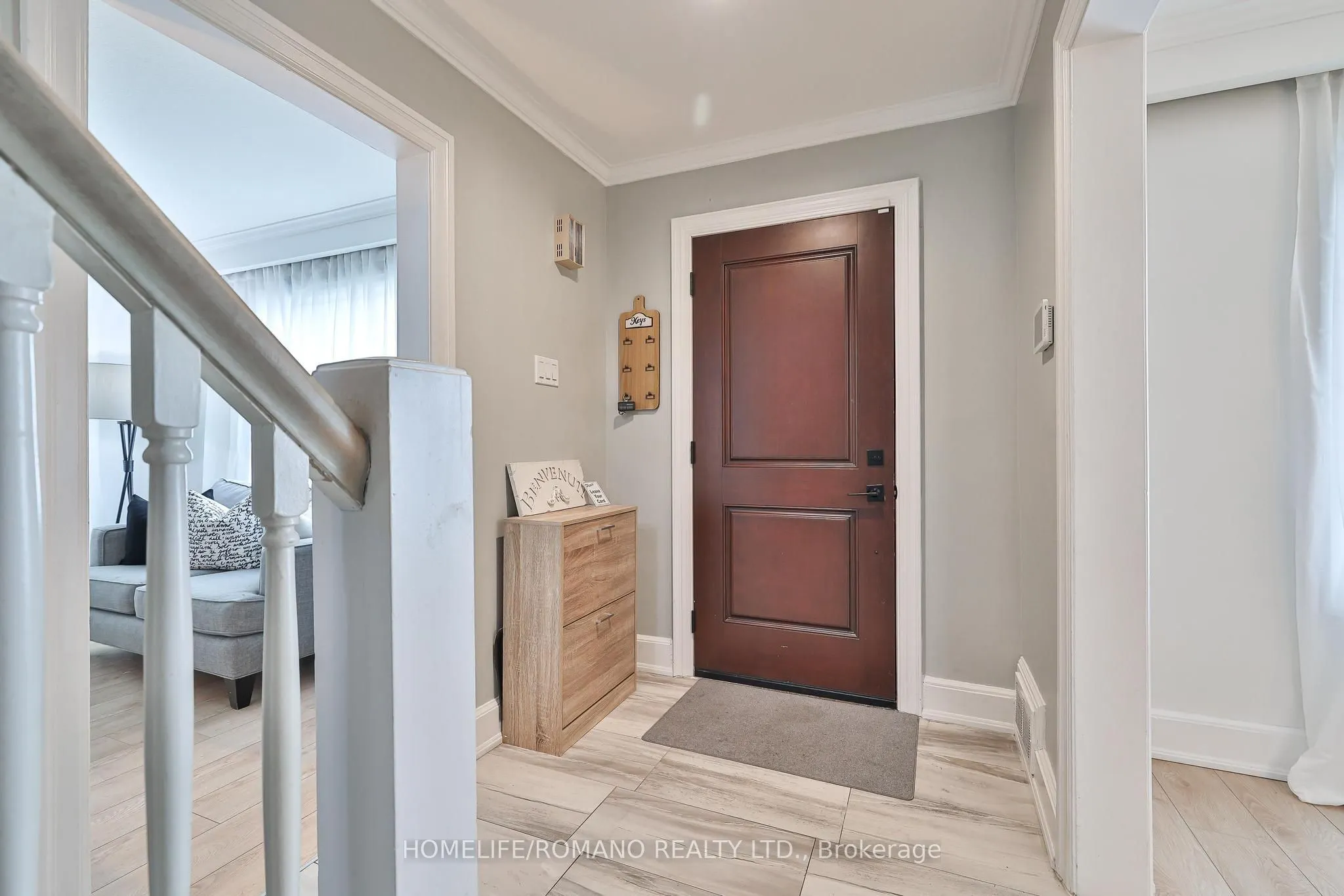 542 Deloraine Avenue