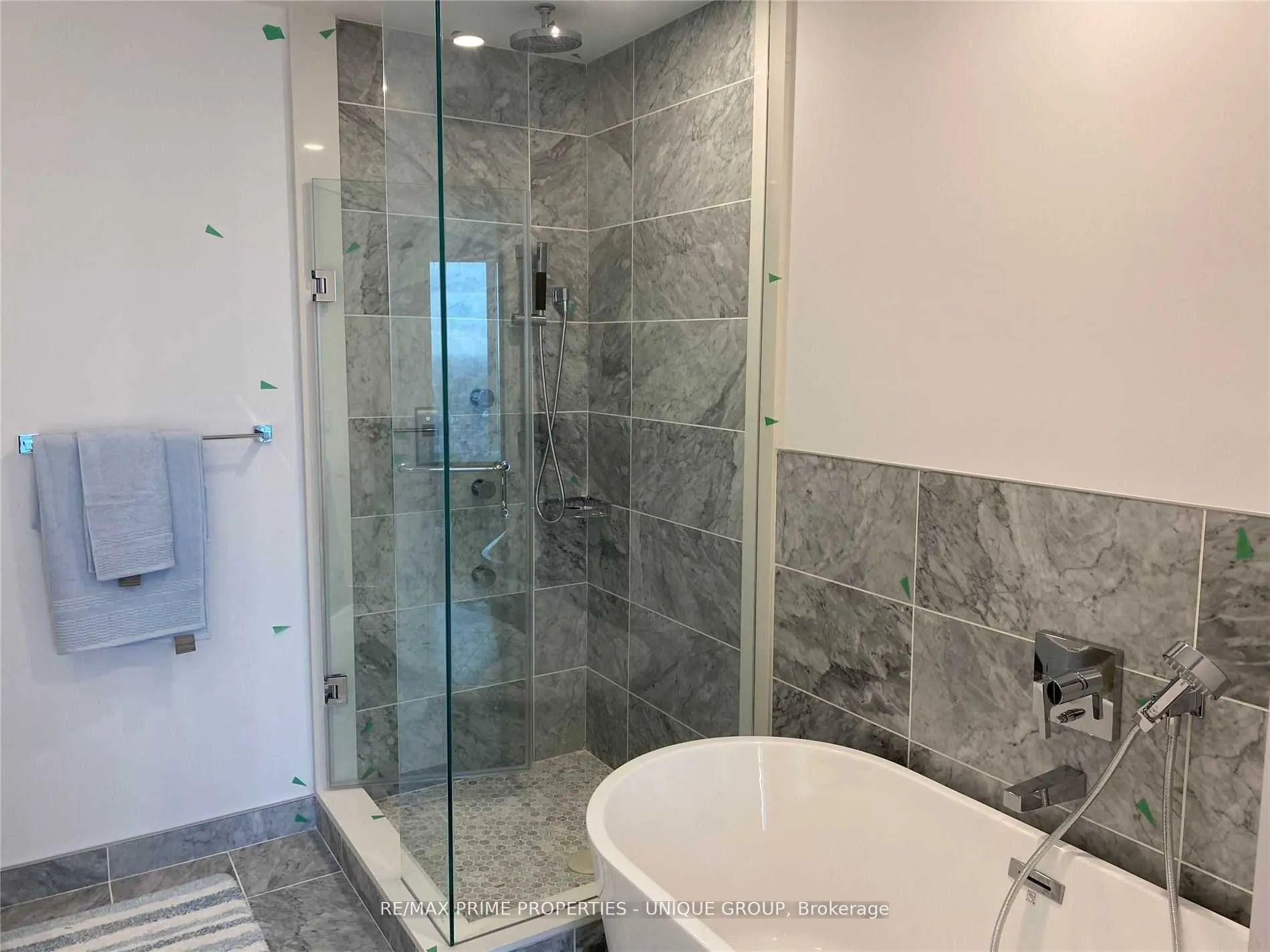 488 University Avenue #3716