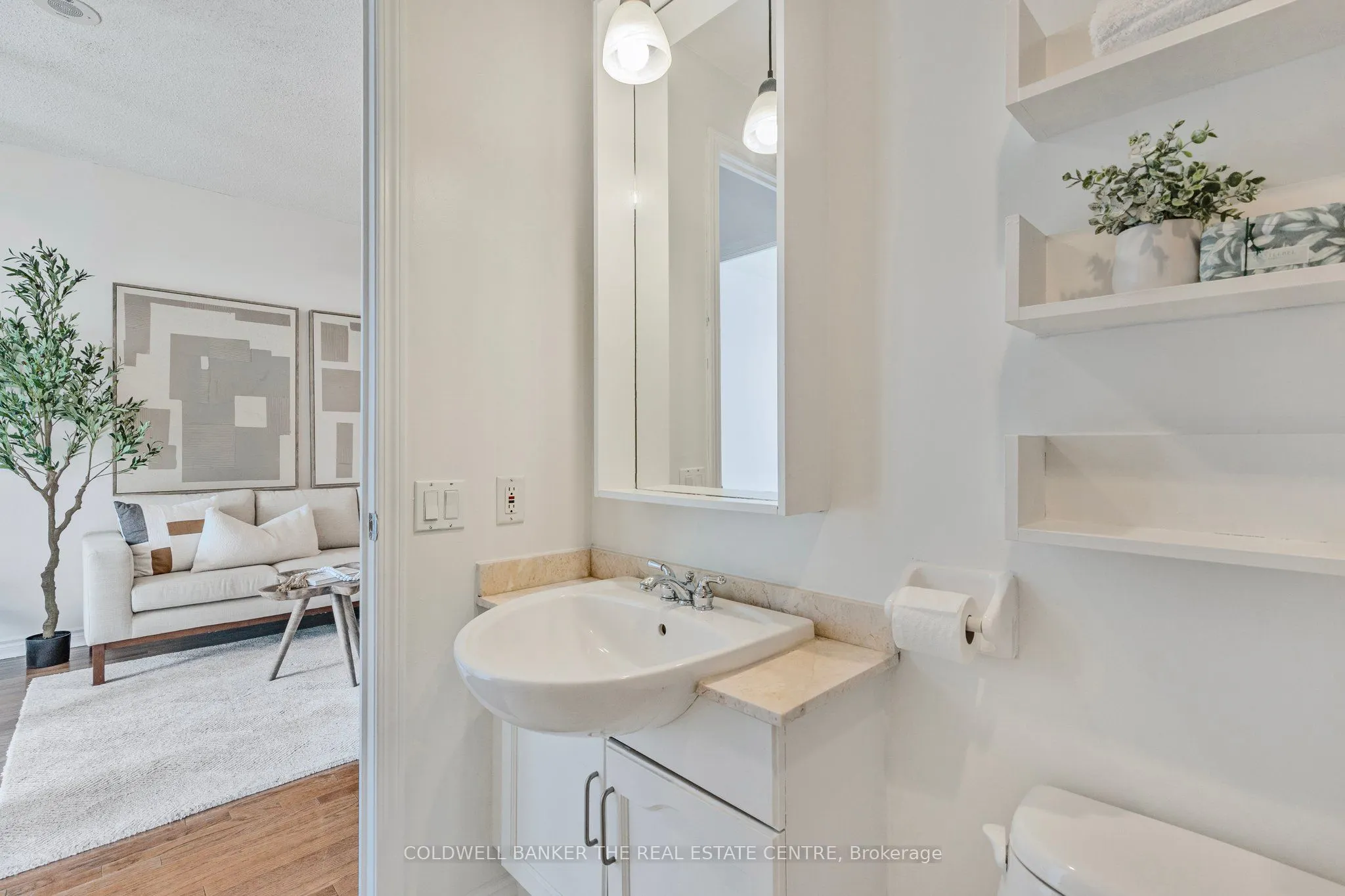 60 Byng Avenue, #2101