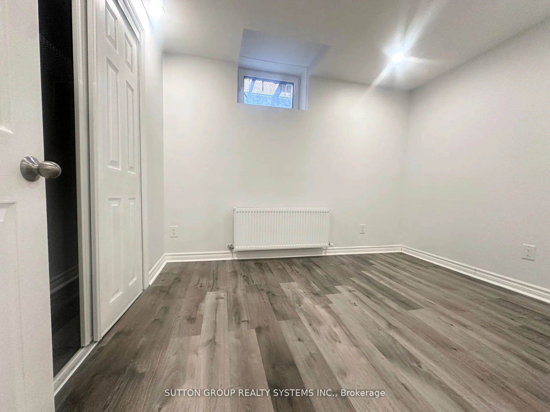 210 Carlton Street, #L3