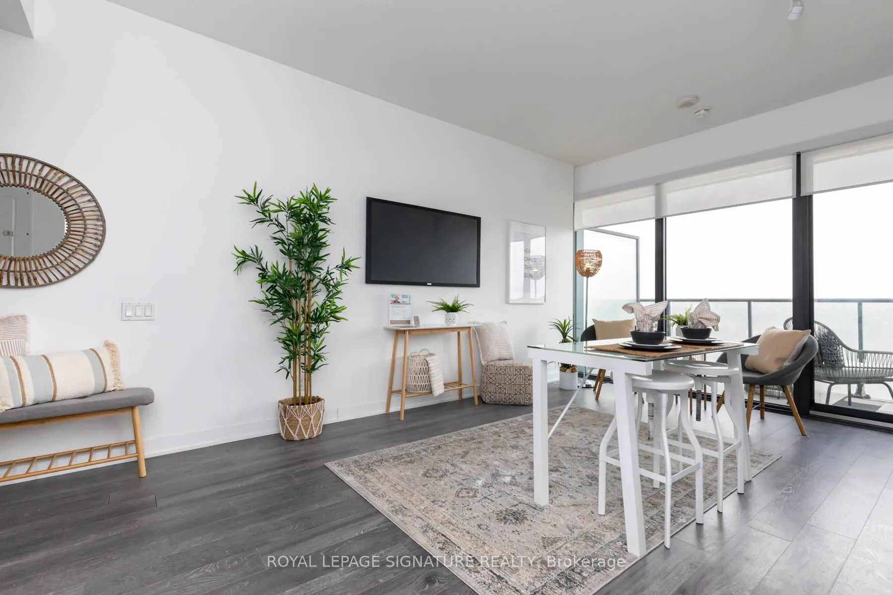 185 Roehampton Avenue #2805