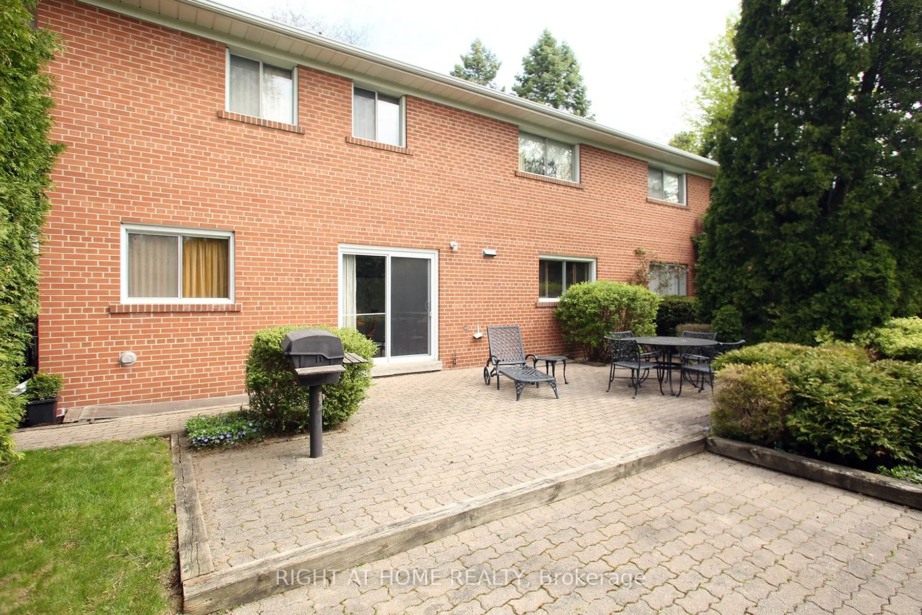 113 Lord Seaton Road