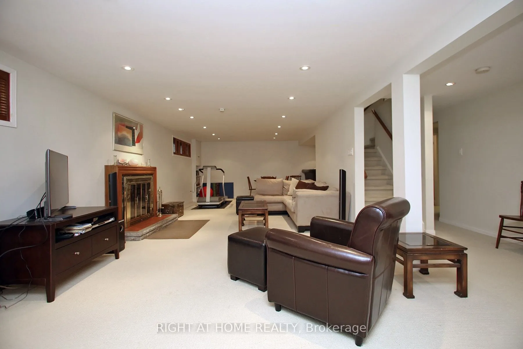 113 Lord Seaton Road