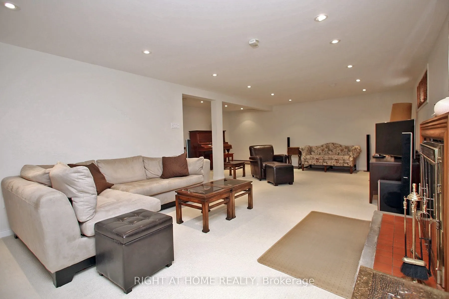 113 Lord Seaton Road