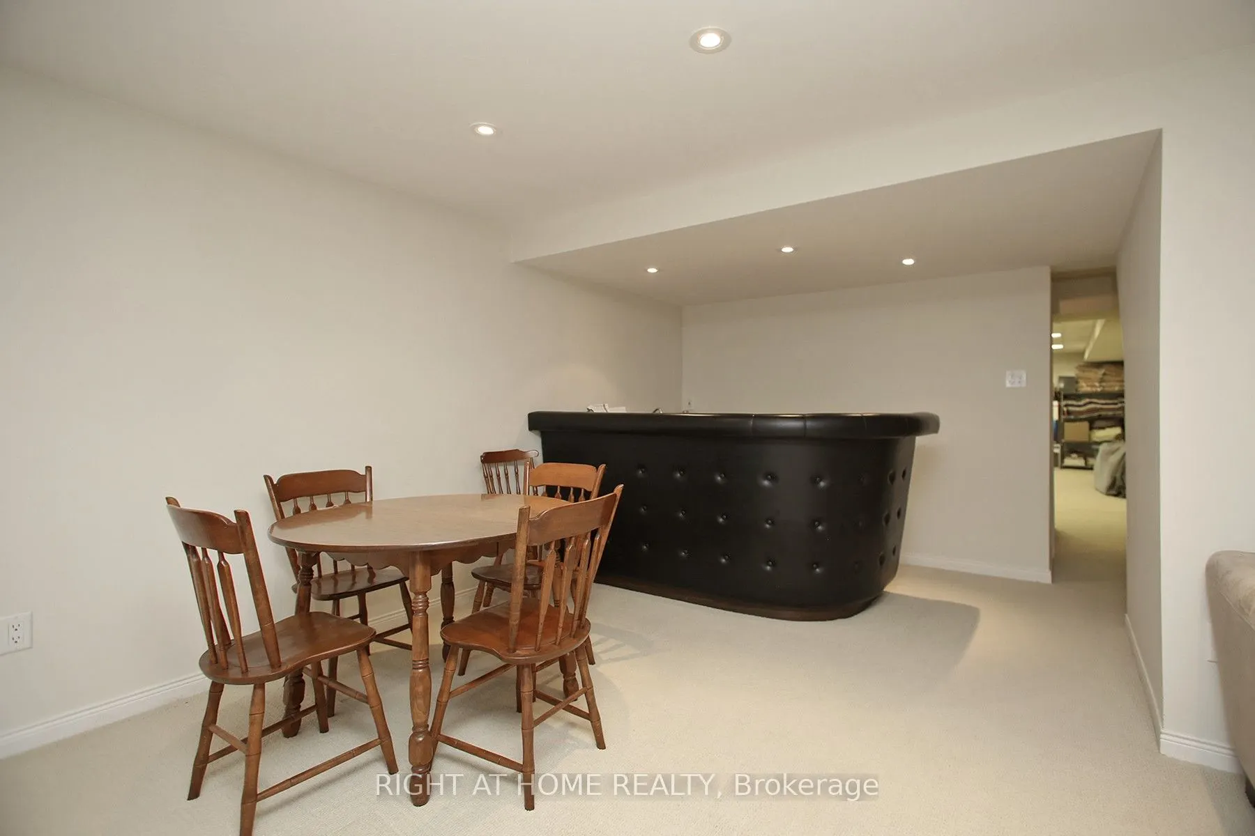 113 Lord Seaton Road