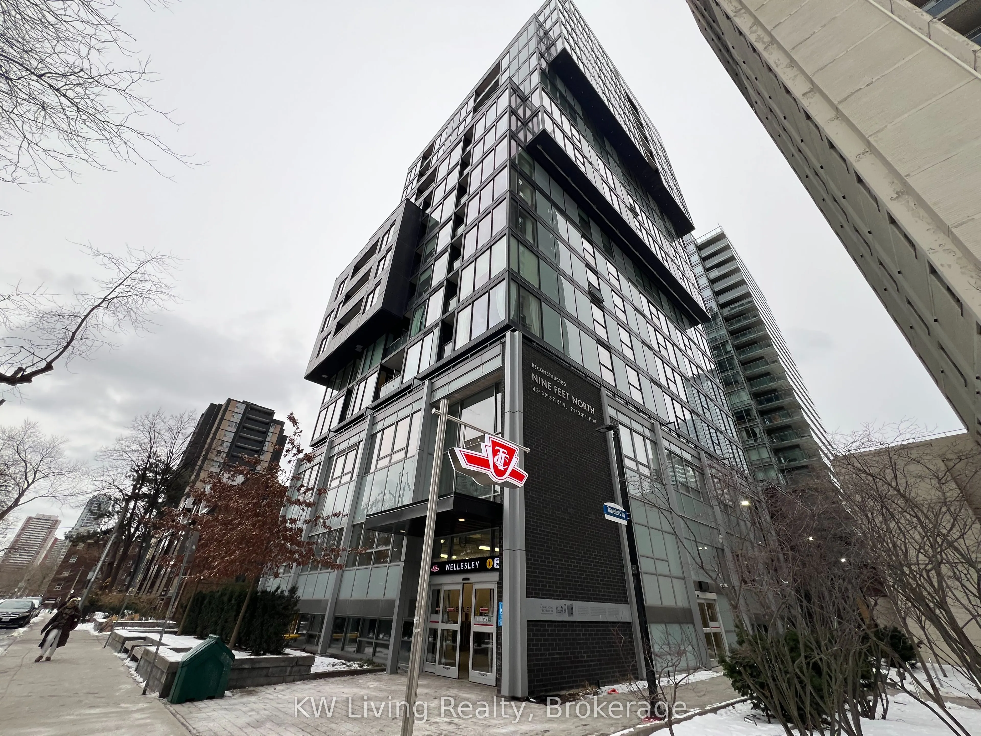 17 Dundonald Street, #1007
